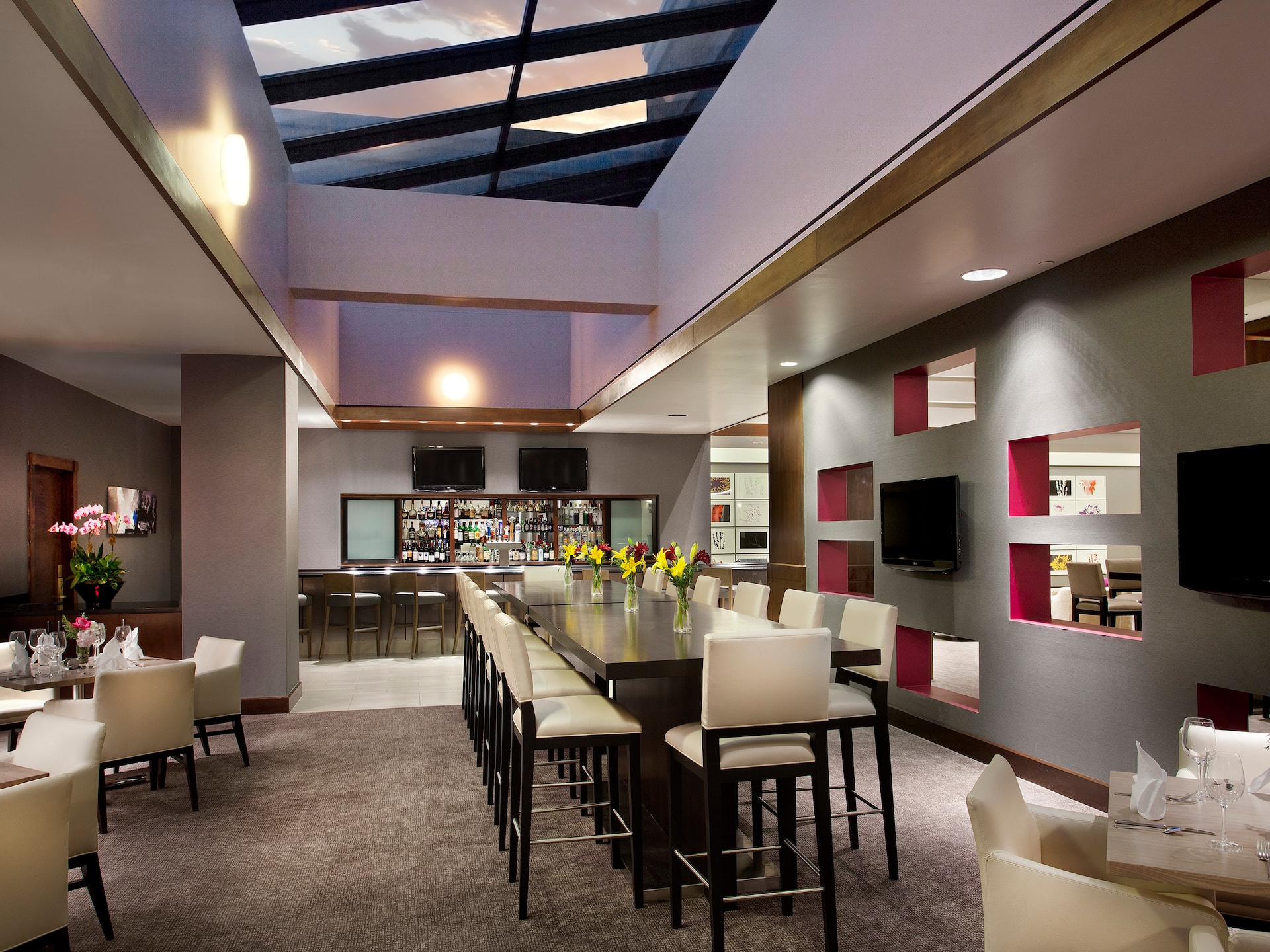 Hyatt Regency Deerfield Bar