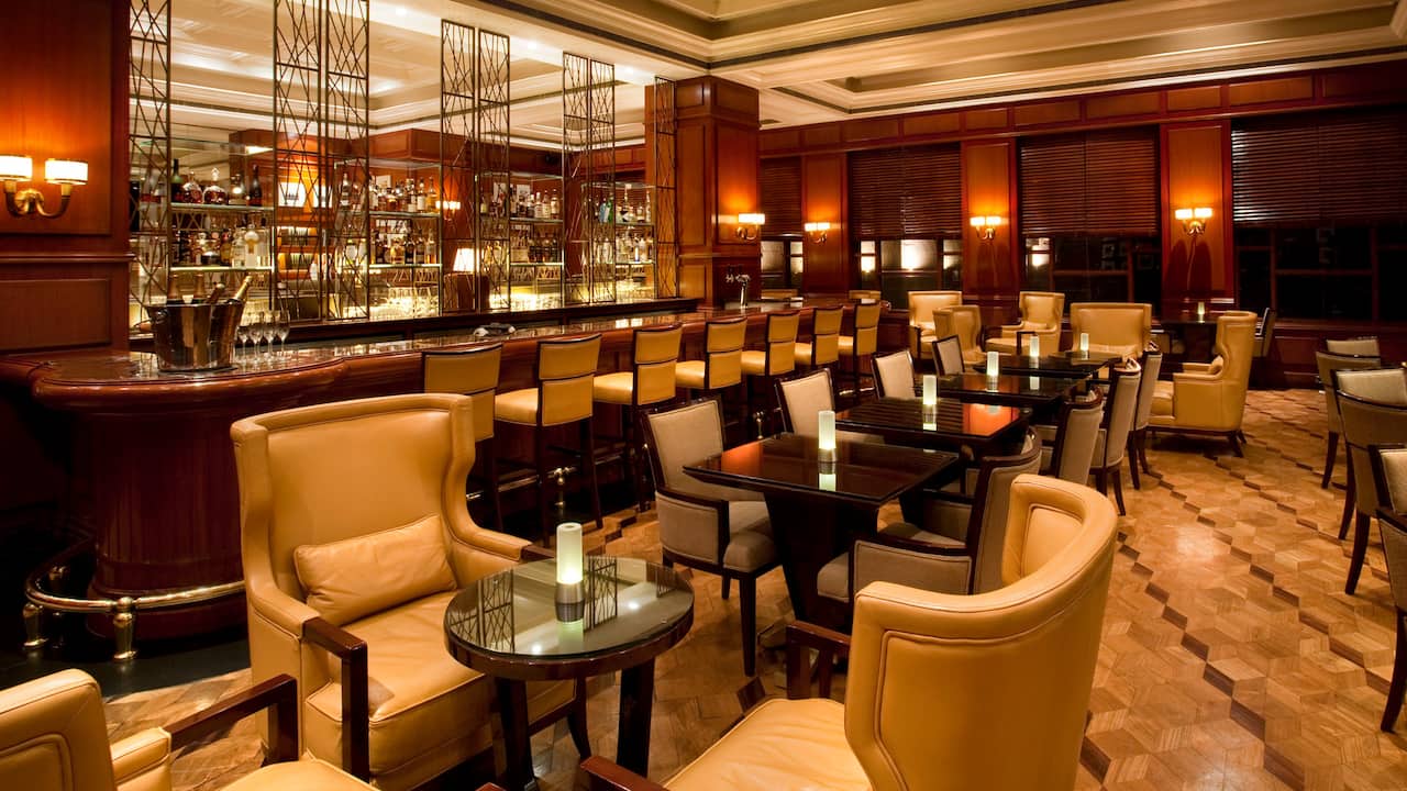 Polo Lounge Bar
