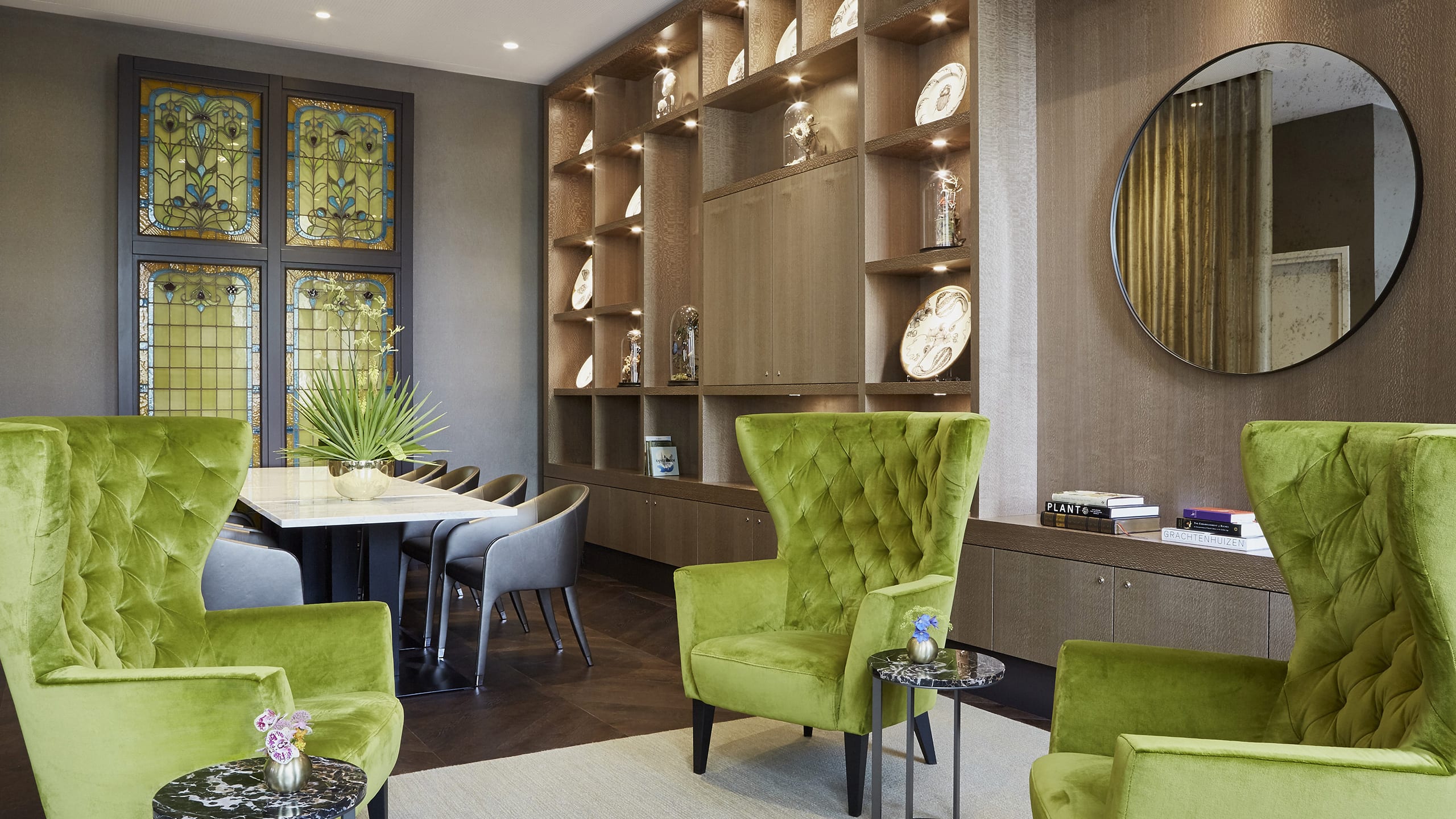 Hyatt Regency Amsterdam Club Lounge