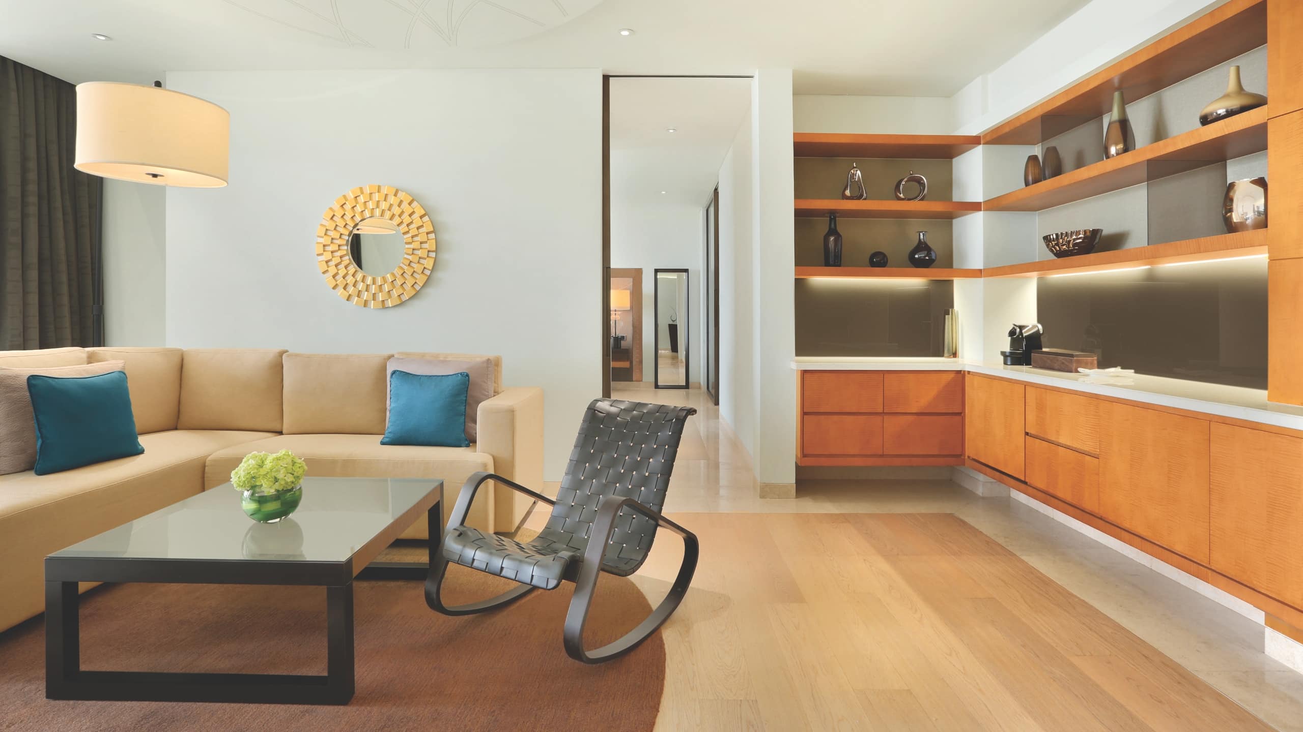 3 de 6 Park Hyatt Abu Dhabi Hotel and Villas Park Suite Living Room