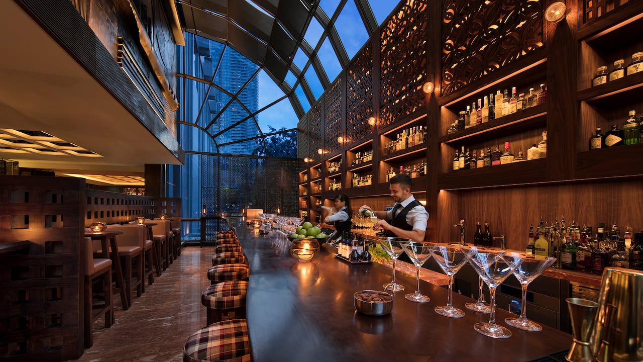 martini bar at mezza9 Grand Hyatt Singapore (best hotel bar Singapore)