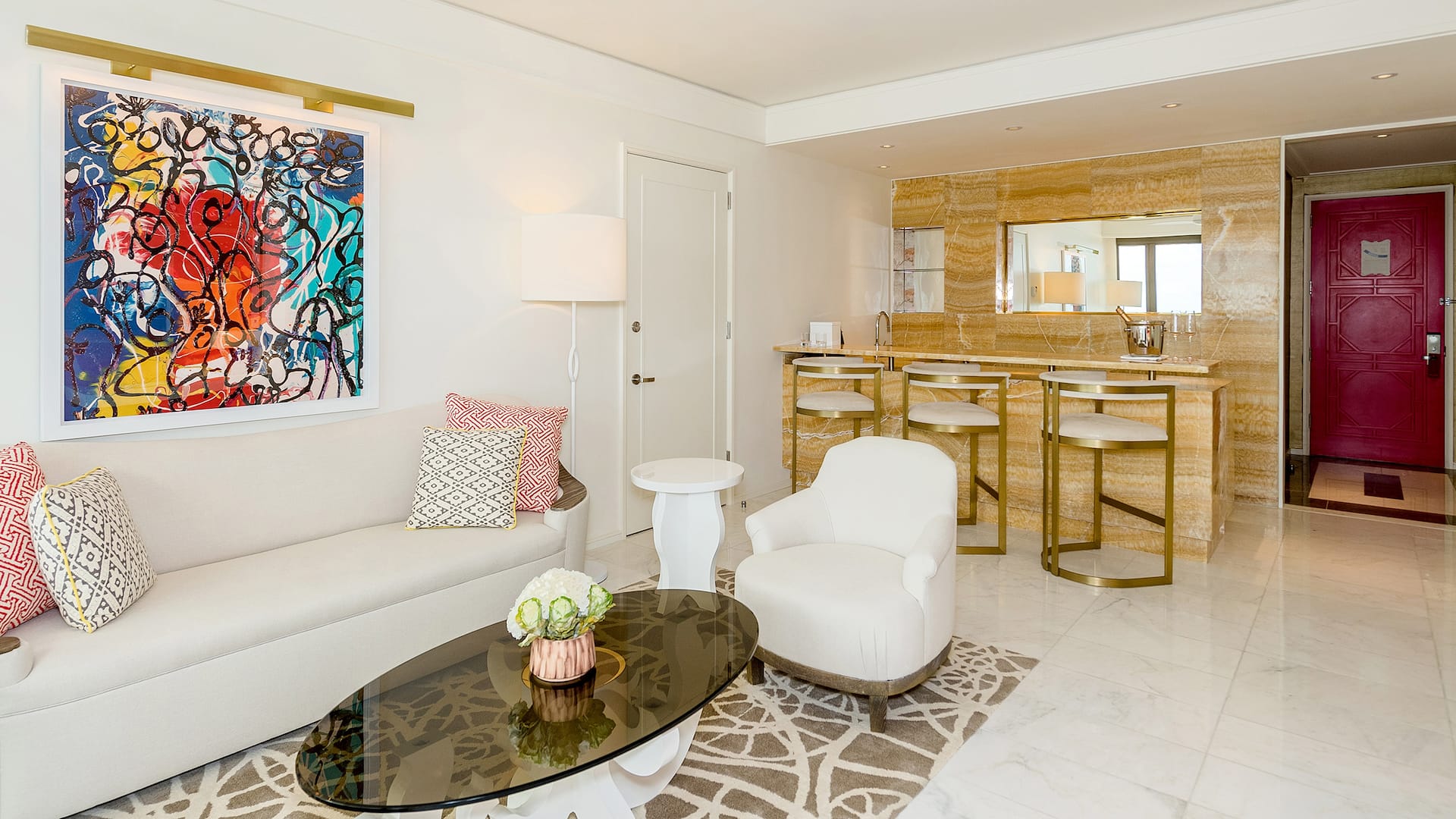 7/7 one bedroom residence bar