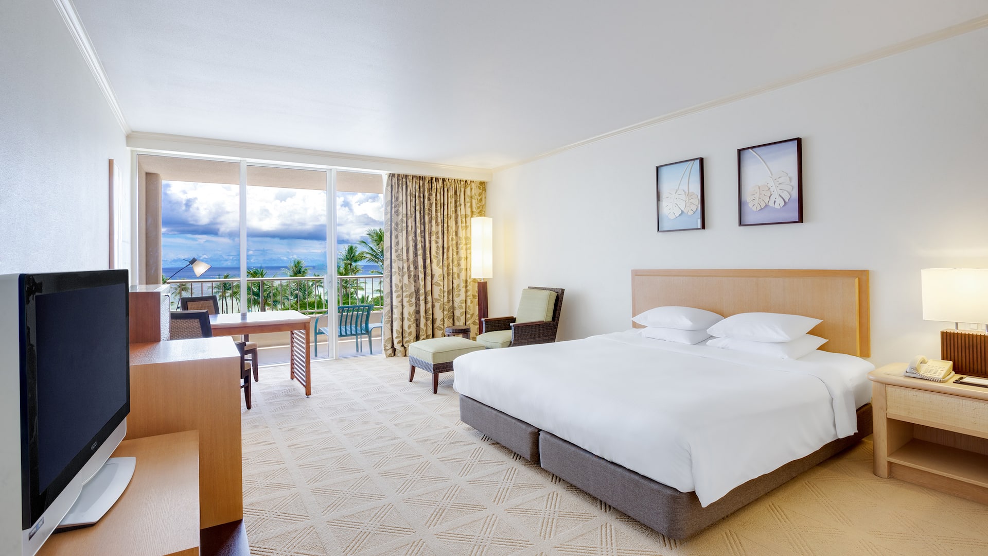 Hotel Photos | Hyatt Regency Guam