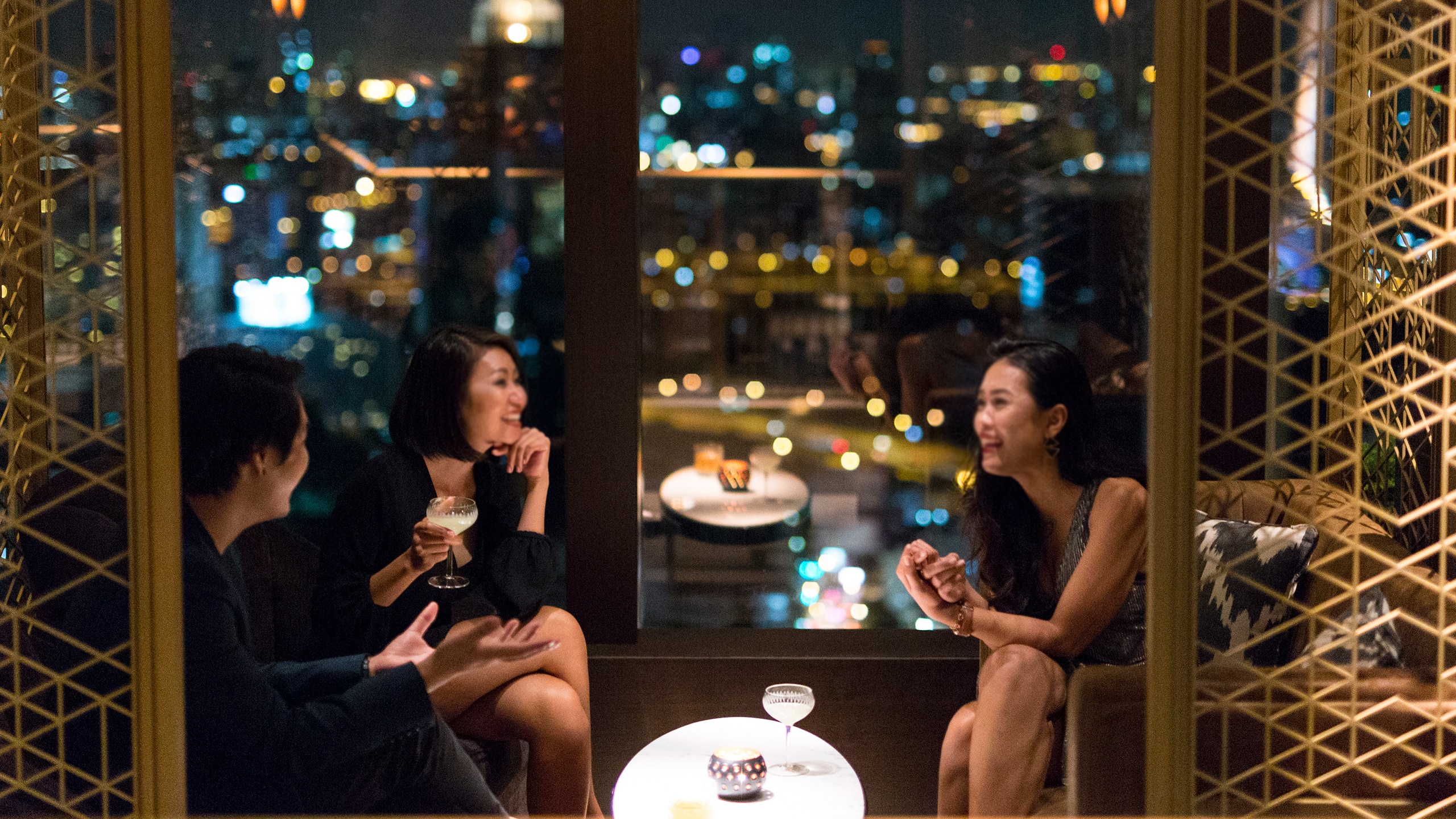 Park Hyatt Bangkok Penthouse Table Area