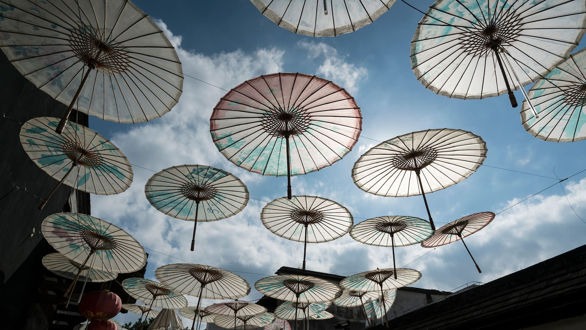 Hyatt Regency Fuzhou Cangshan City Features Paper Umbrella
