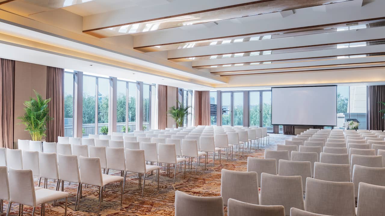 Regency Salon Theater Setup