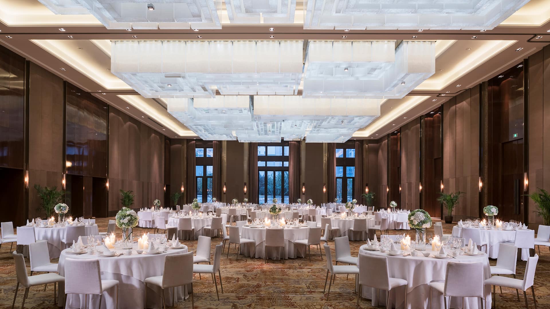 Hyatt Regency Xi'an Regency Ballroom Wedding Setup