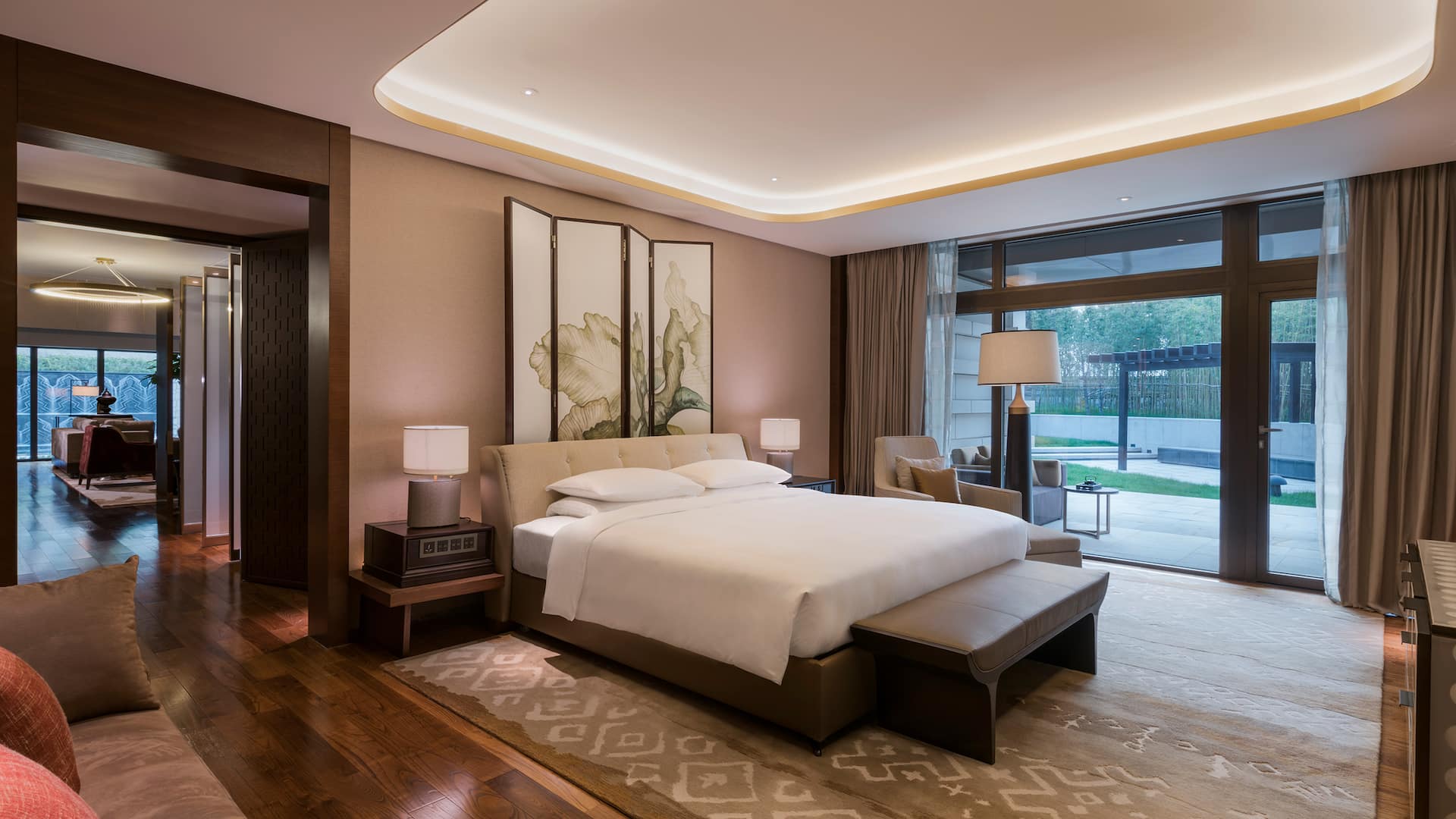 Hyatt Regency Xi'an Presidential Suite Bedroom