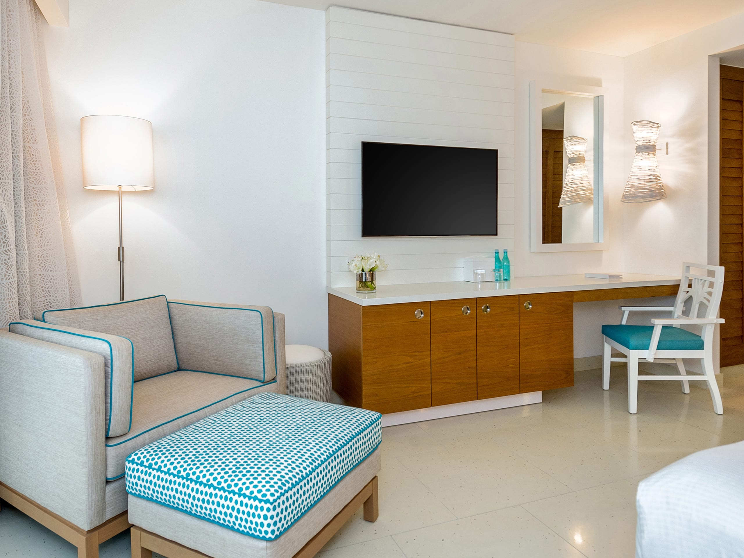 guestroom standard blue TV desk chair