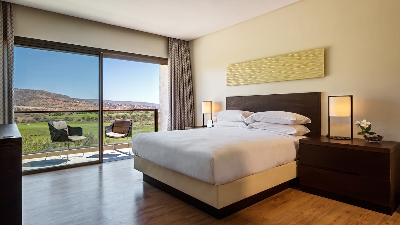 Bedroom golf view