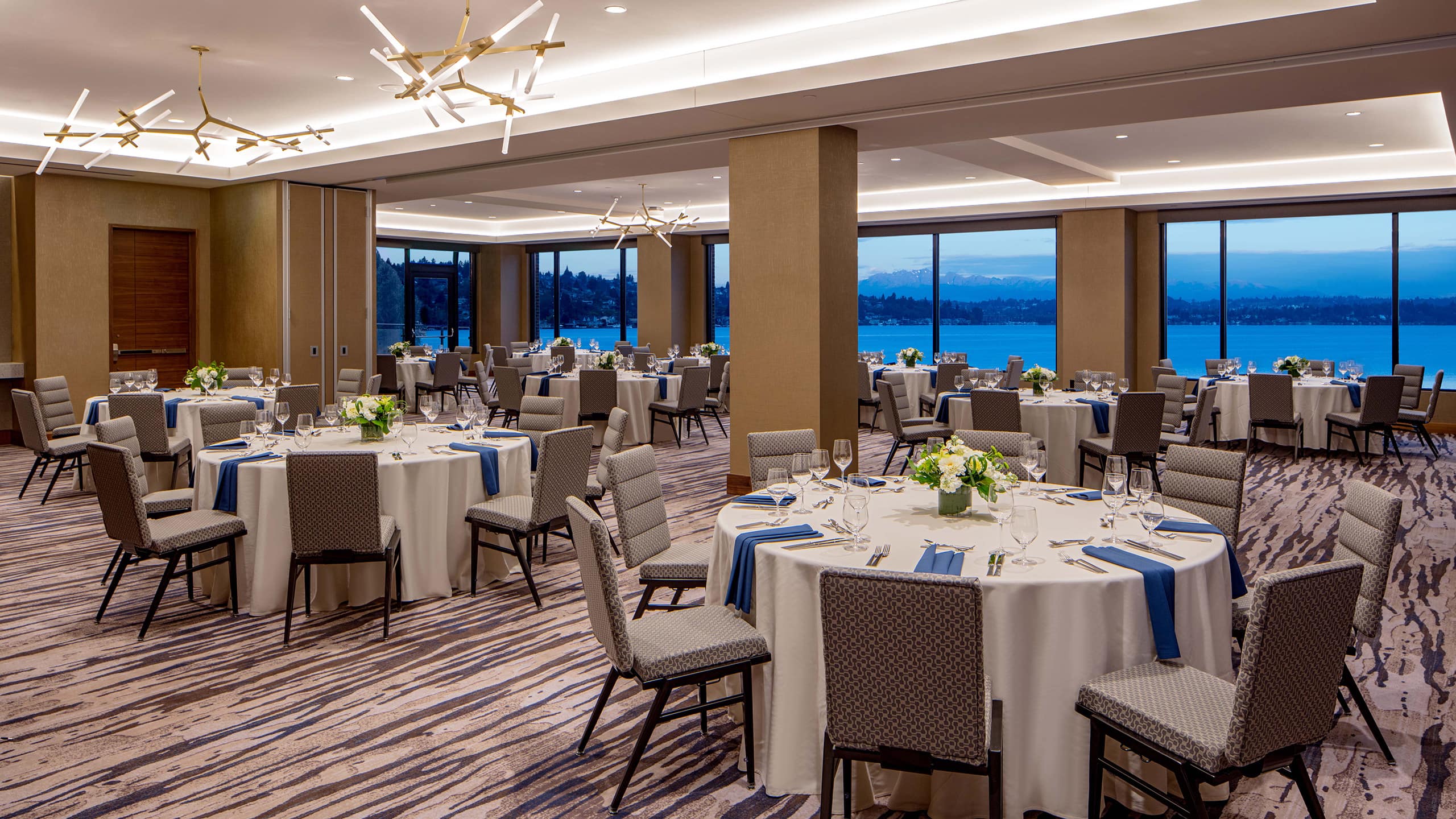 Hyatt Regency Lake Washington at Seattle's Southport Banquet