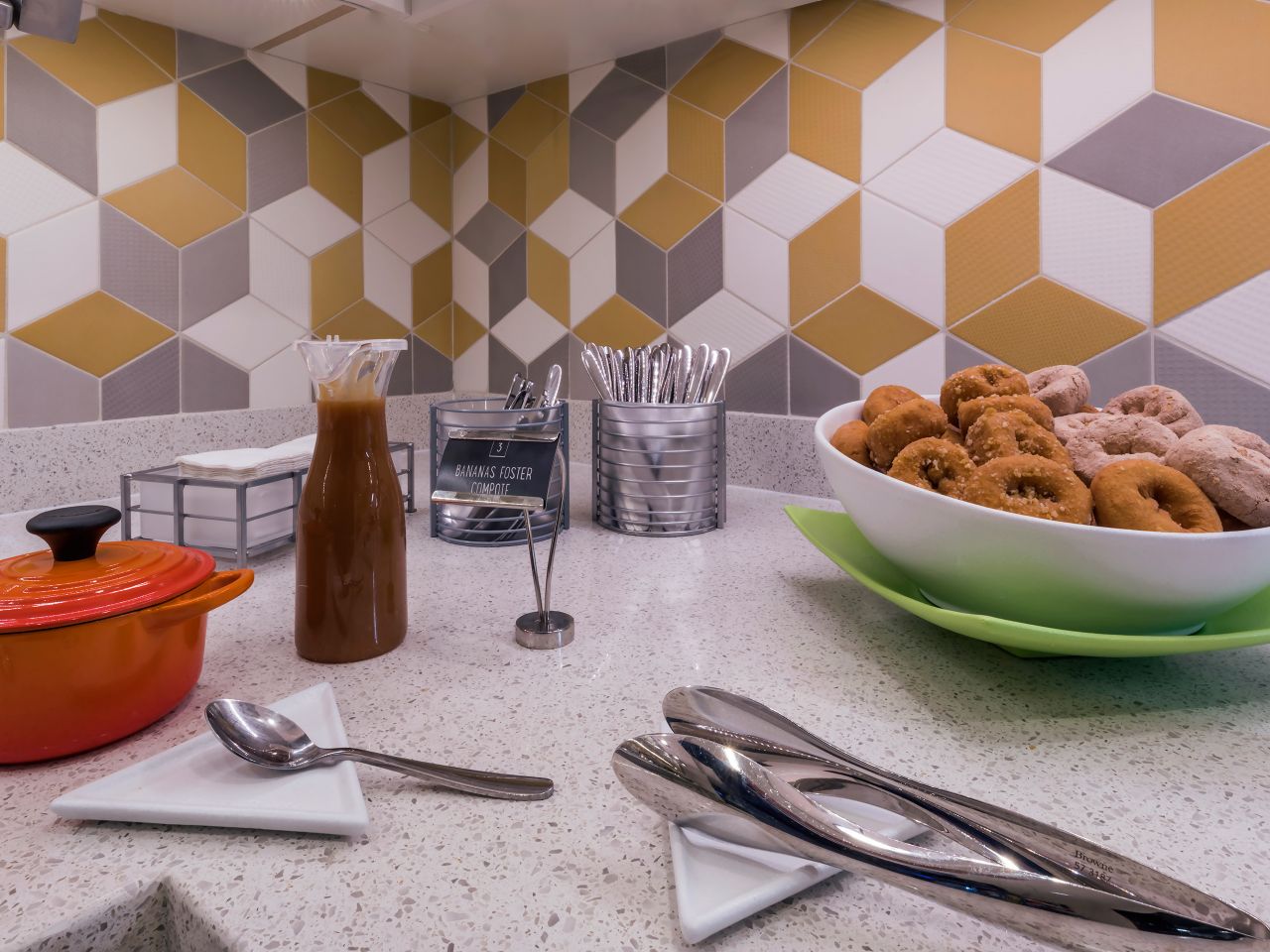 Modern Hotel Near Boise State University Hyatt Place Boise / Downtown