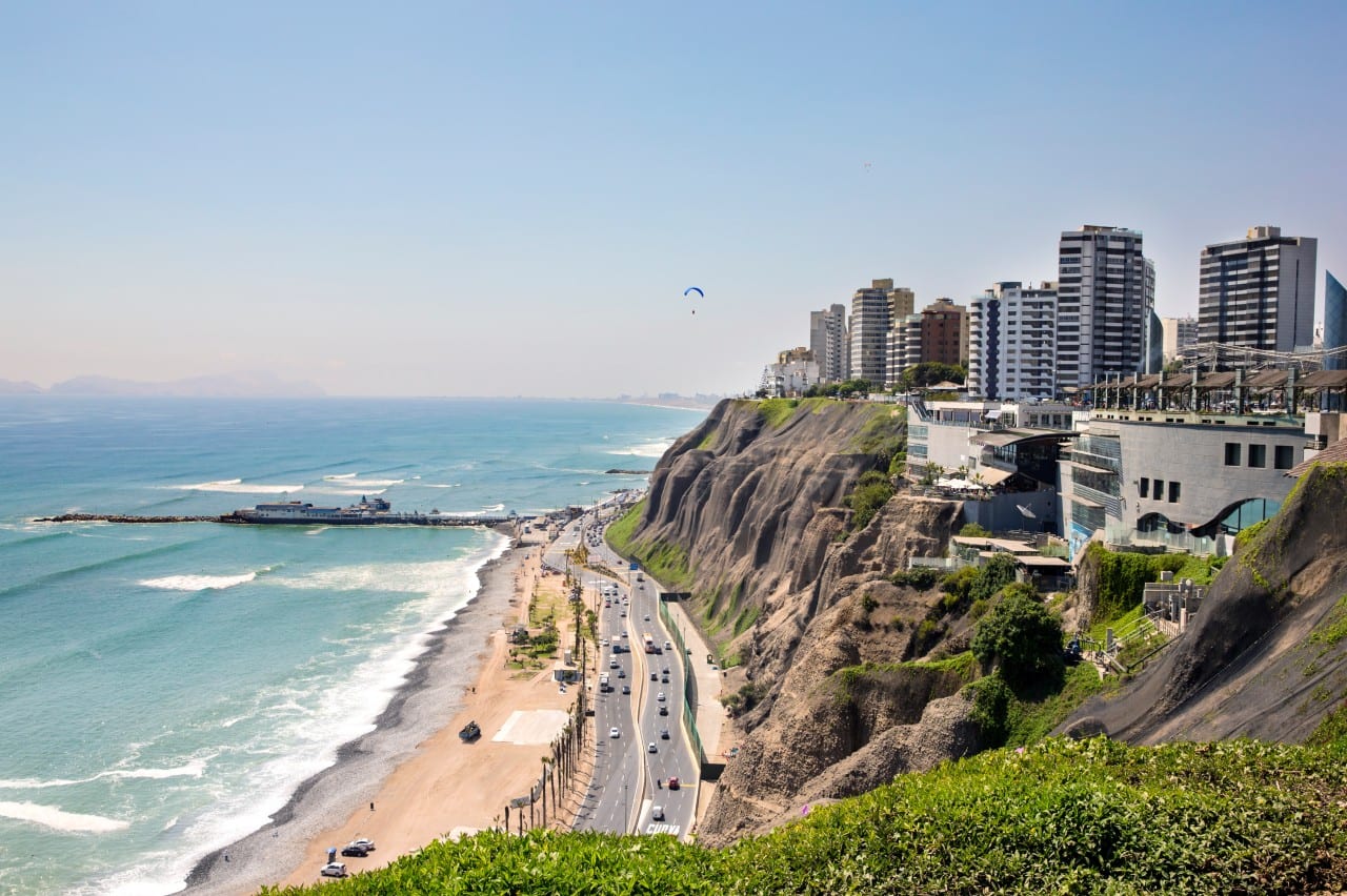 Explore Lima