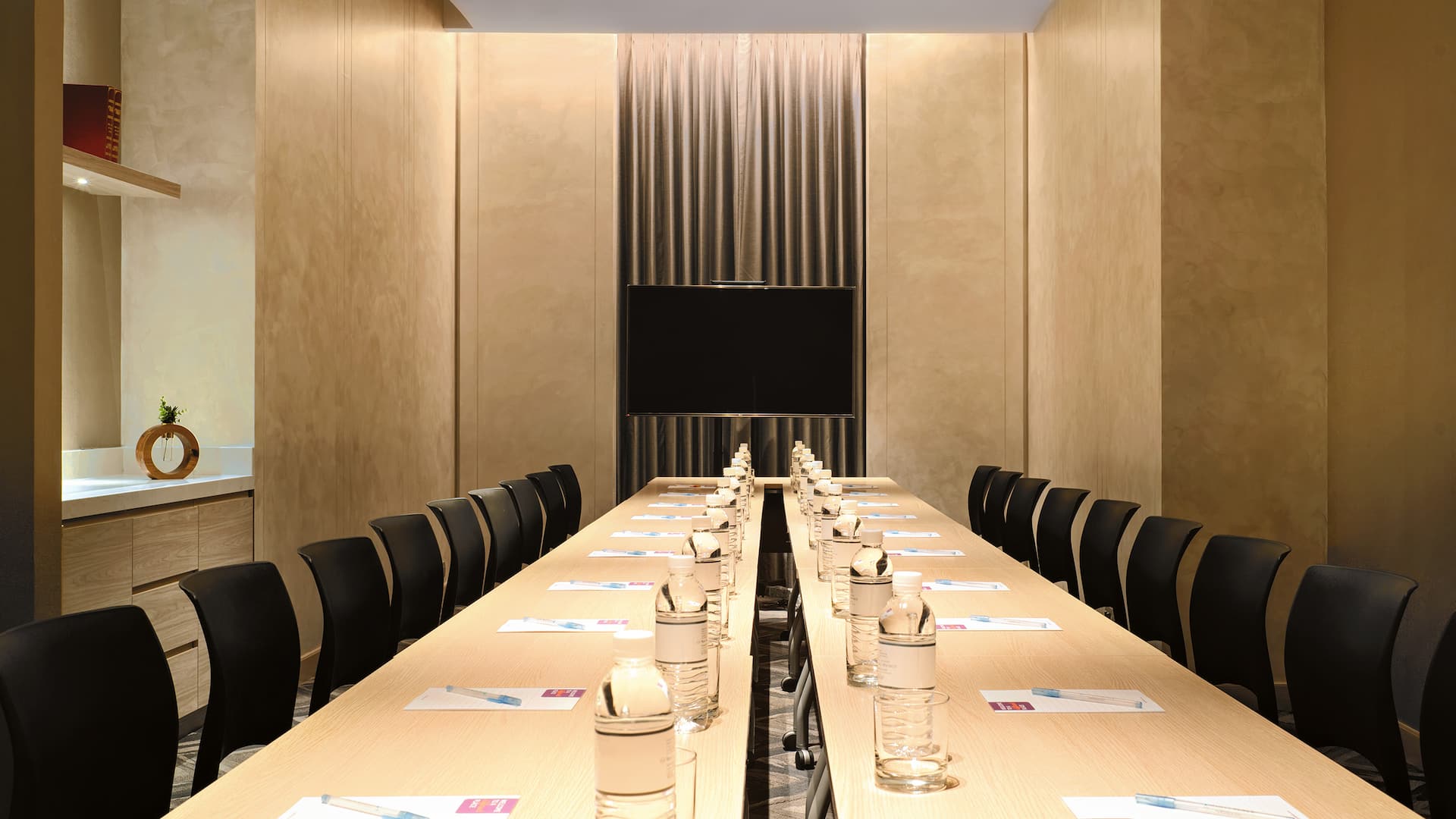 Hyatt Place Bangkok Sukhumvit Meeting Place