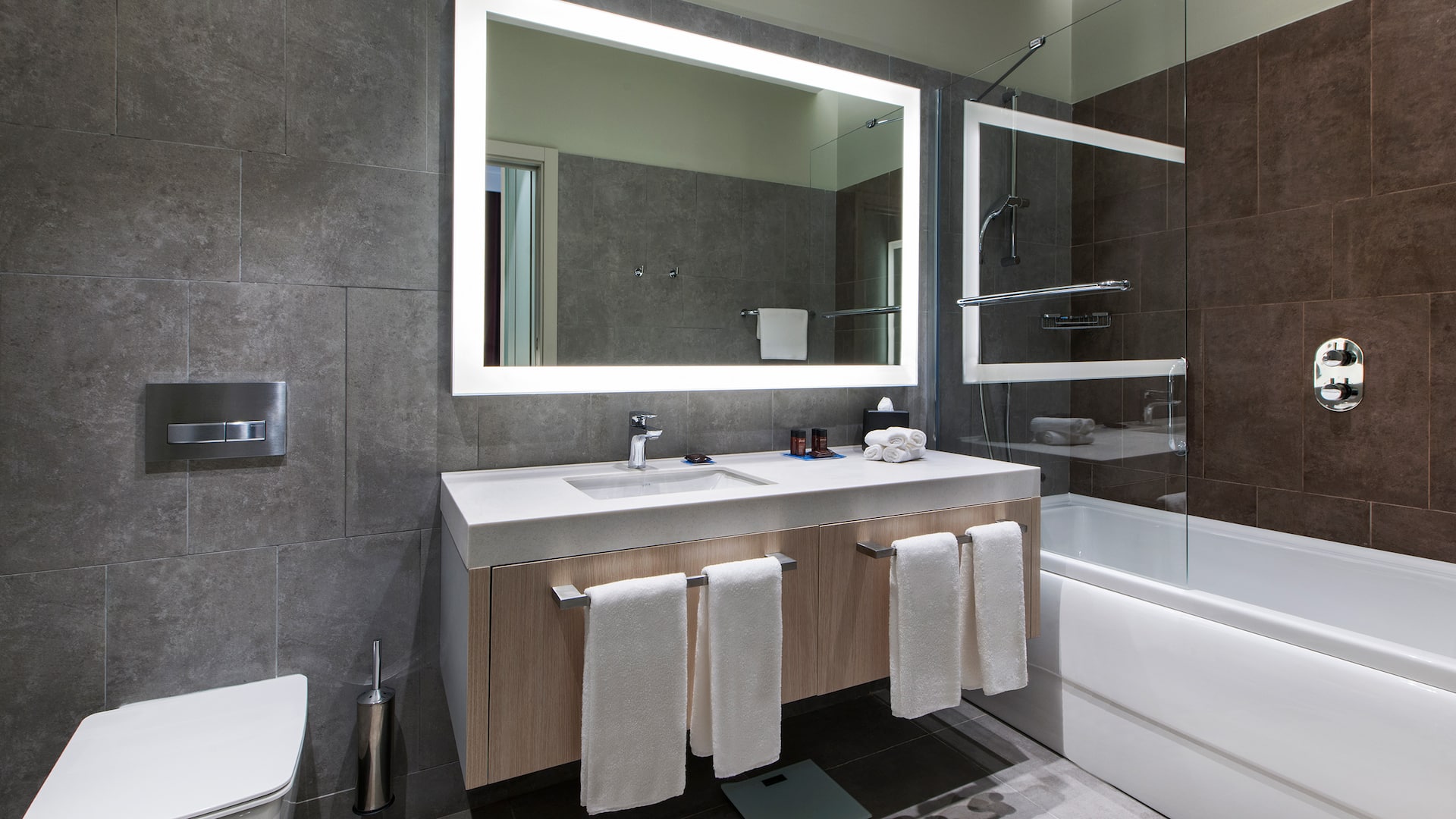 9 de 9 Hyatt House Gebze Bathroom Tub