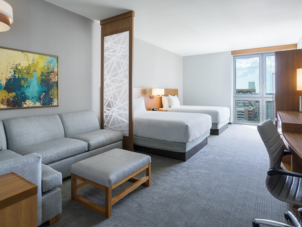 Hyatt Place St. Petersburg/Downtown Two Queens