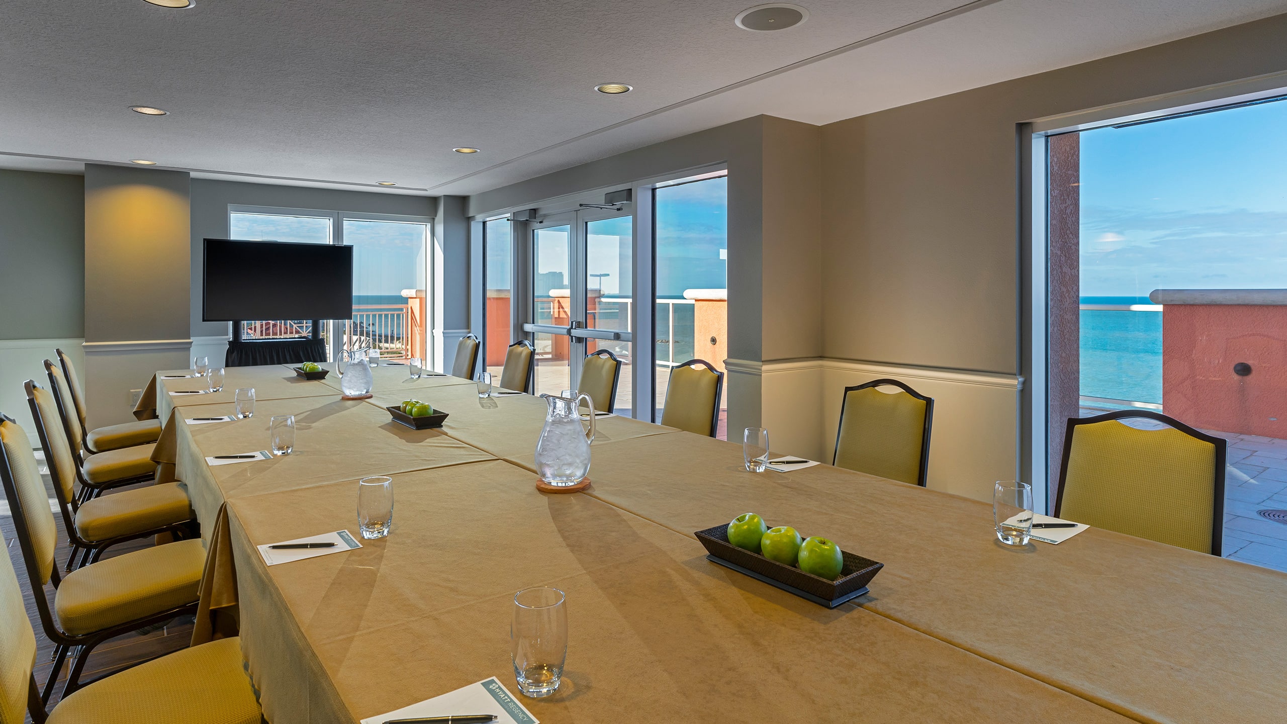 Hyatt Regency Clearwater Beach Resort Caladesi Breakout Room with View