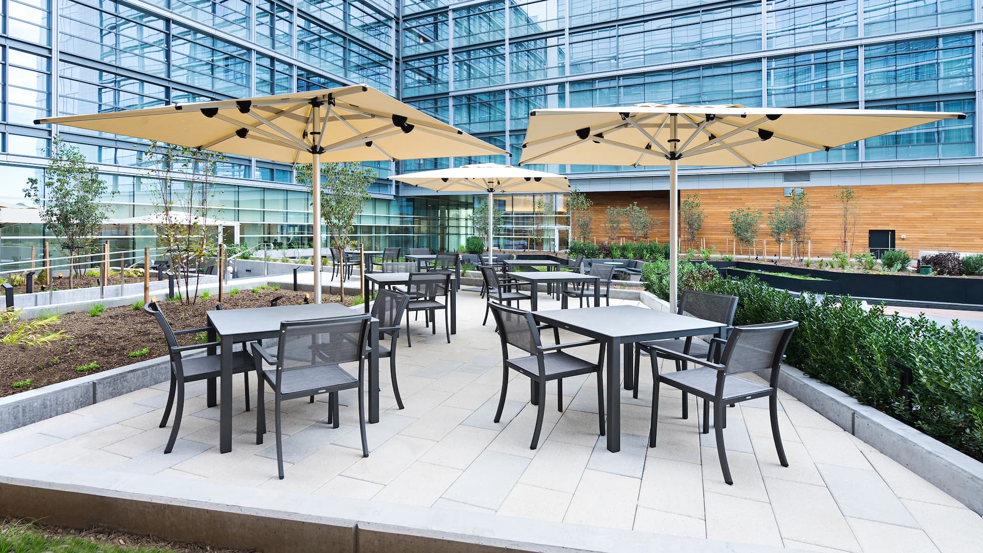 Hyatt House Washington DC / The Wharf Outdoor Seating
