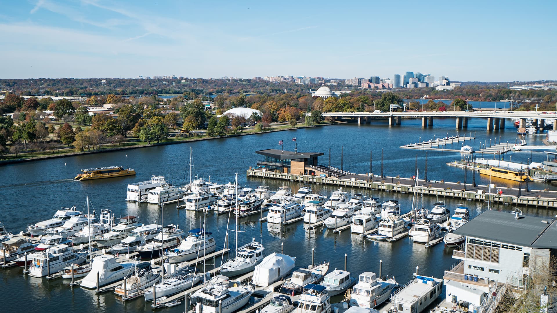 Hyatt House Washington DC / The Wharf Potomac River Water Taxi