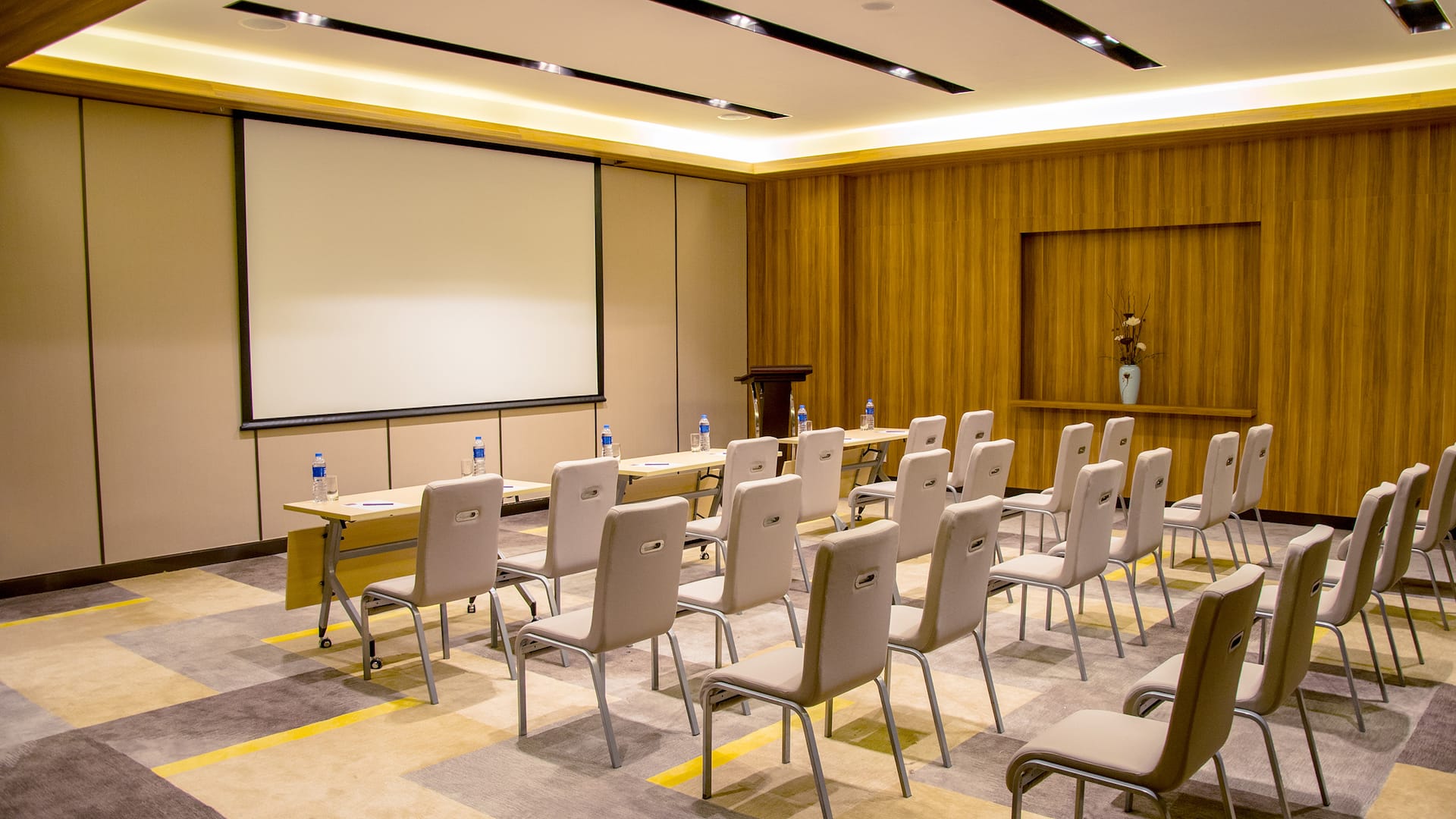 Hyatt Place Foshan Lishui Meeting Room