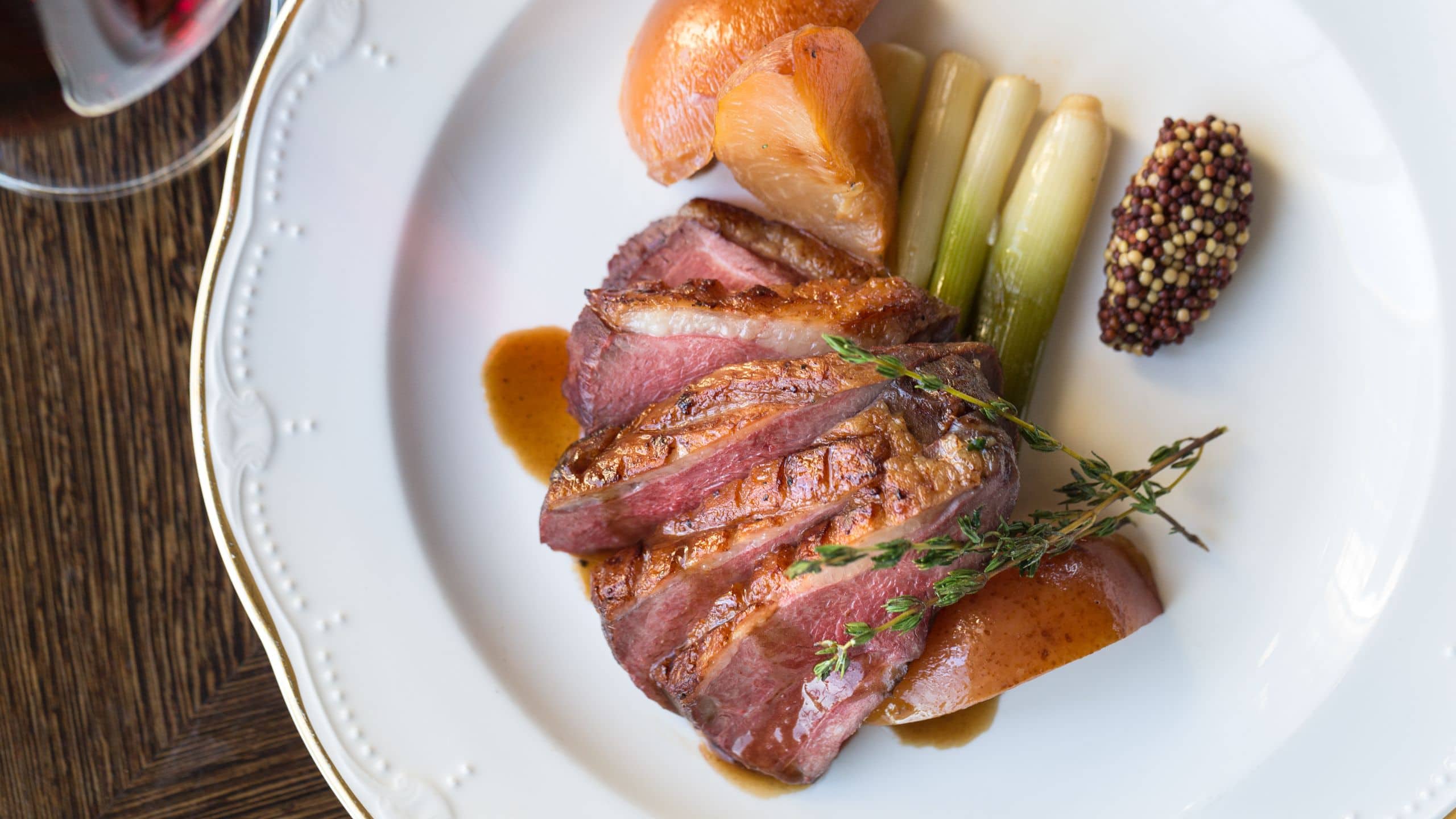 The Bellevue Hotel Moulard Duck