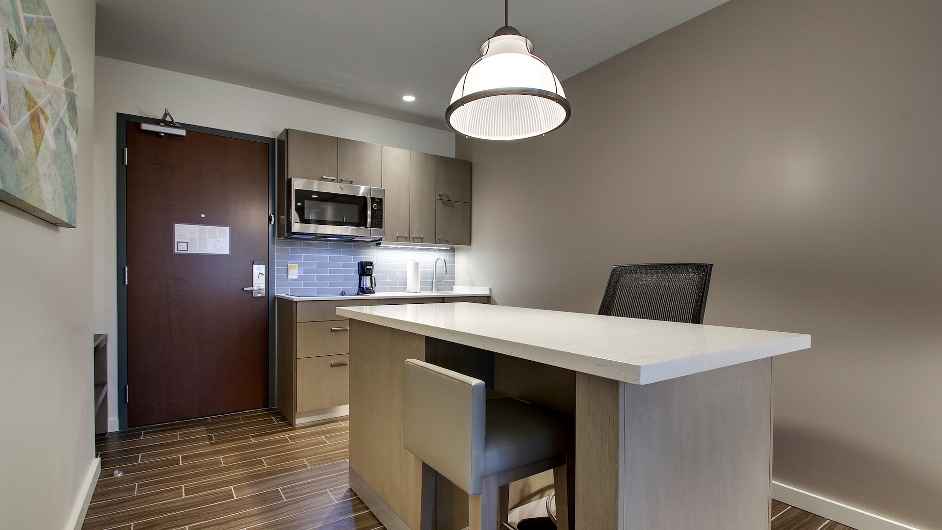 Hyatt House Chicago / Oak Brook Studio Suite Kitchen View