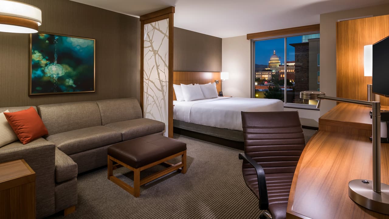king bedroom