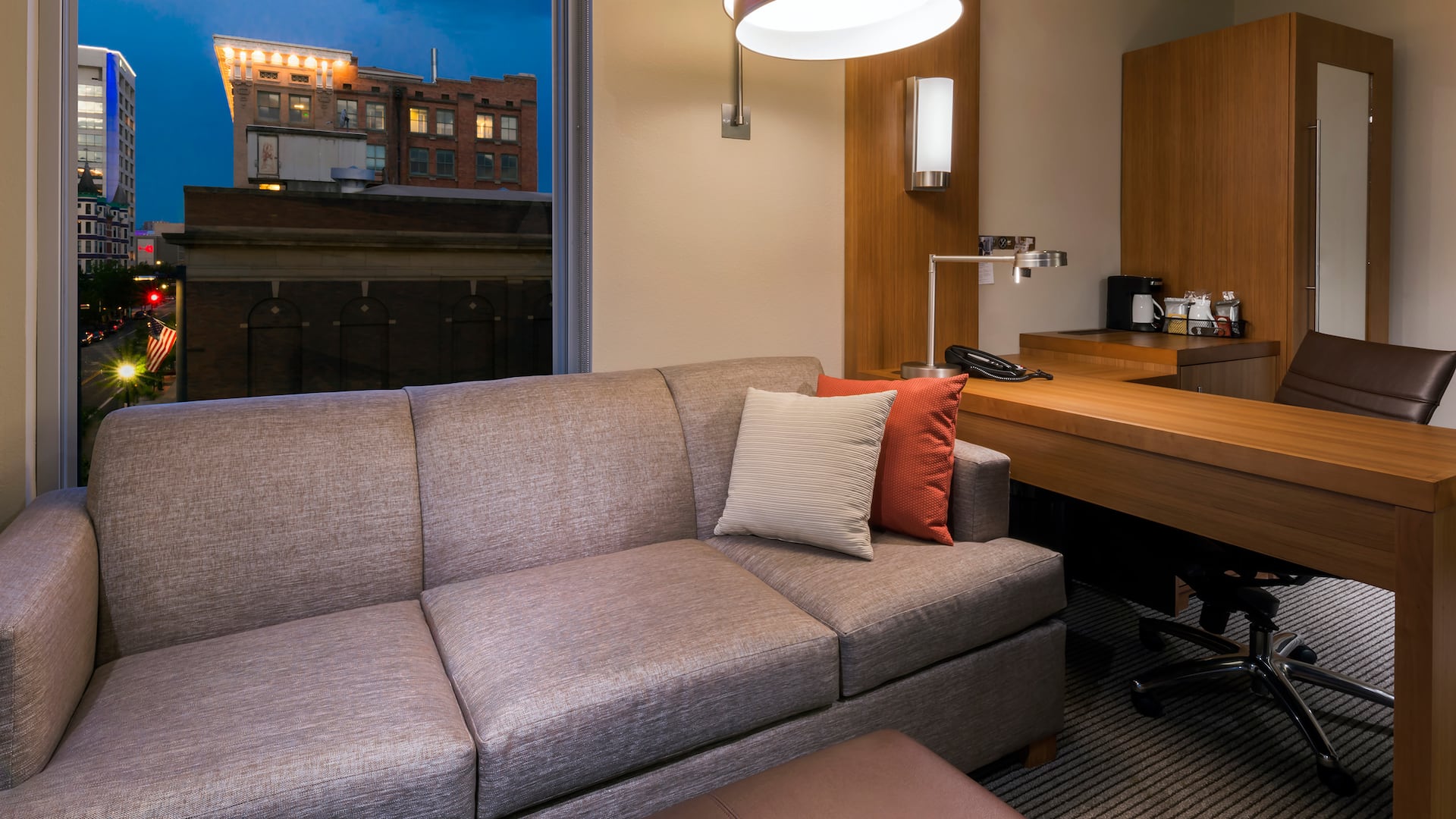 Hyatt Place Boise/Downtown Couch