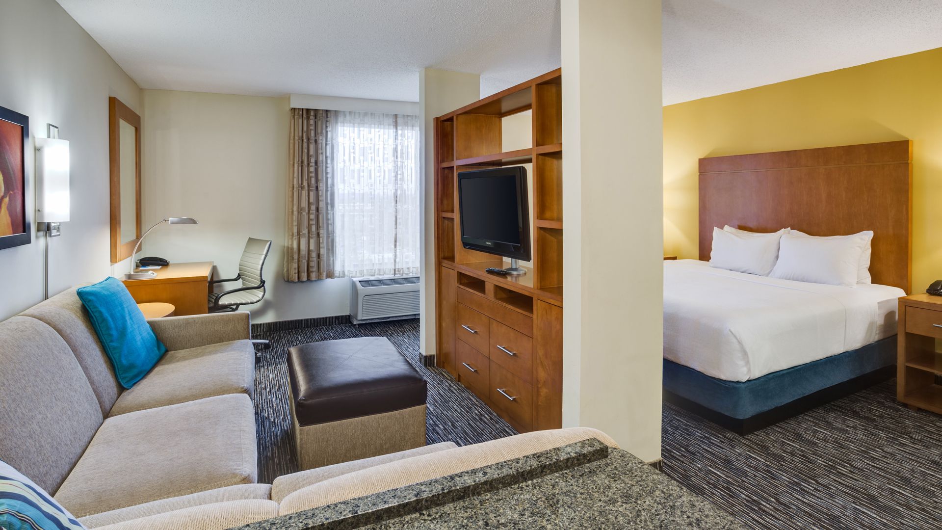 A Windsor, CT Hotel Hyatt House Hartford North / Windsor