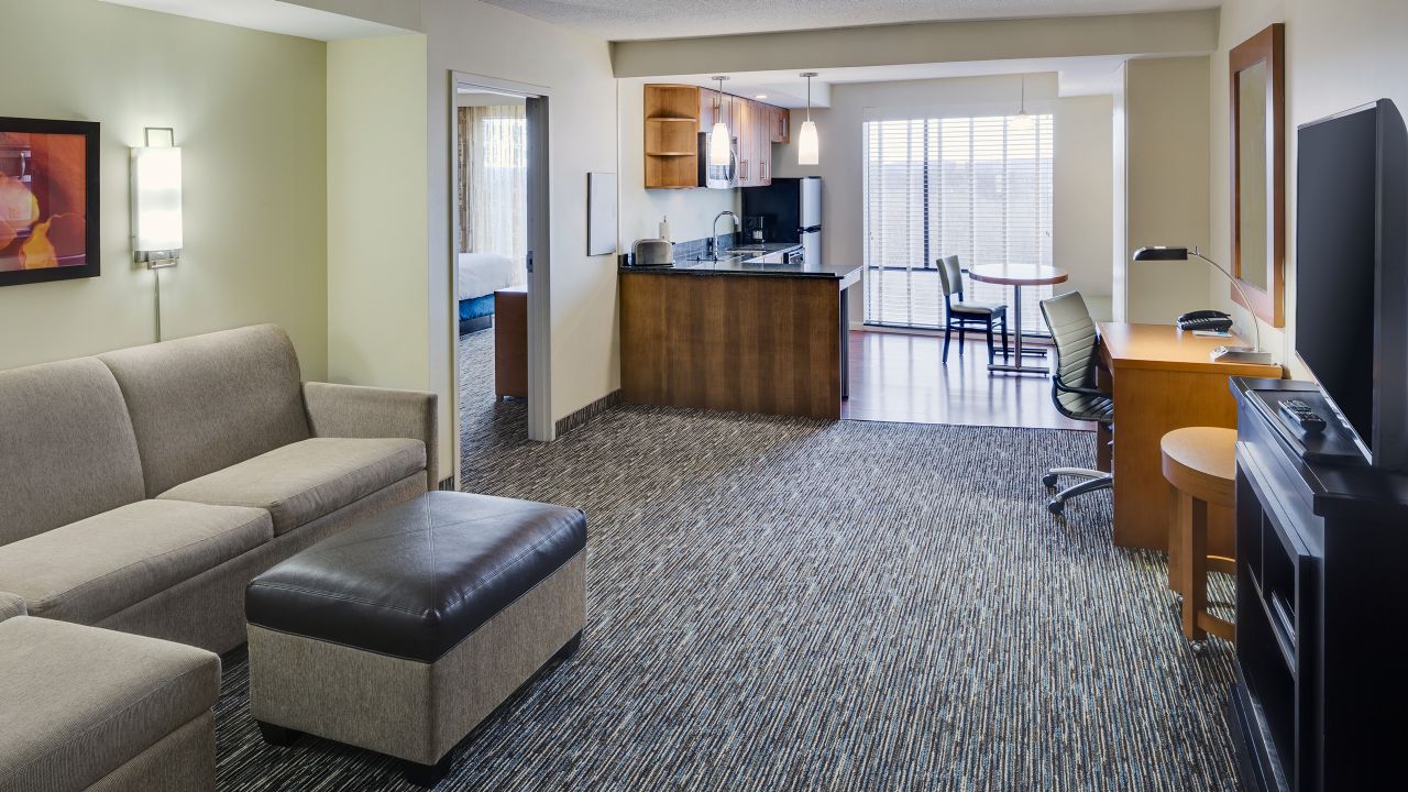 A Windsor, CT Hotel | Hyatt House Hartford North / Windsor