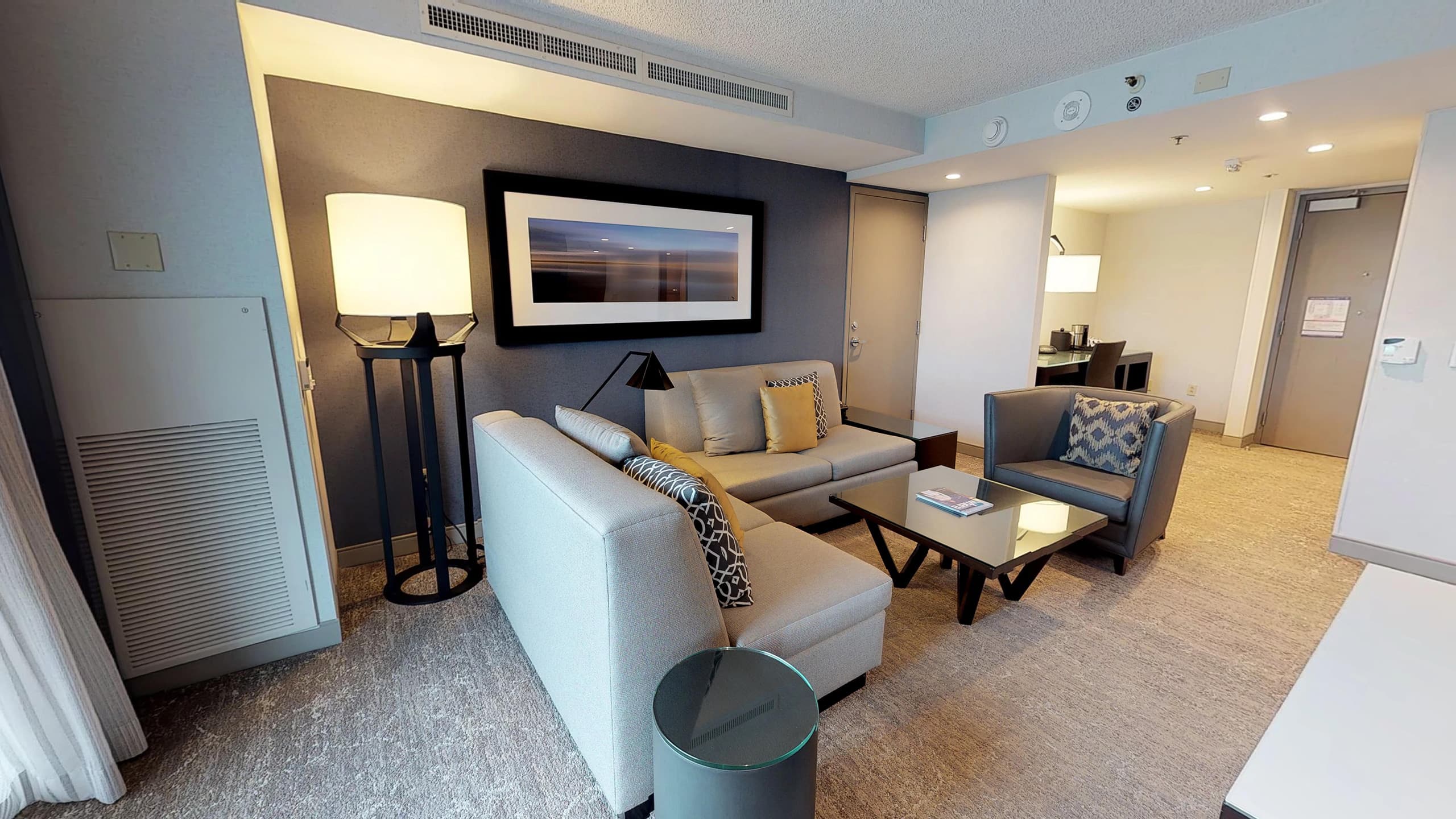 Hyatt Regency San Francisco Airport Business Suite