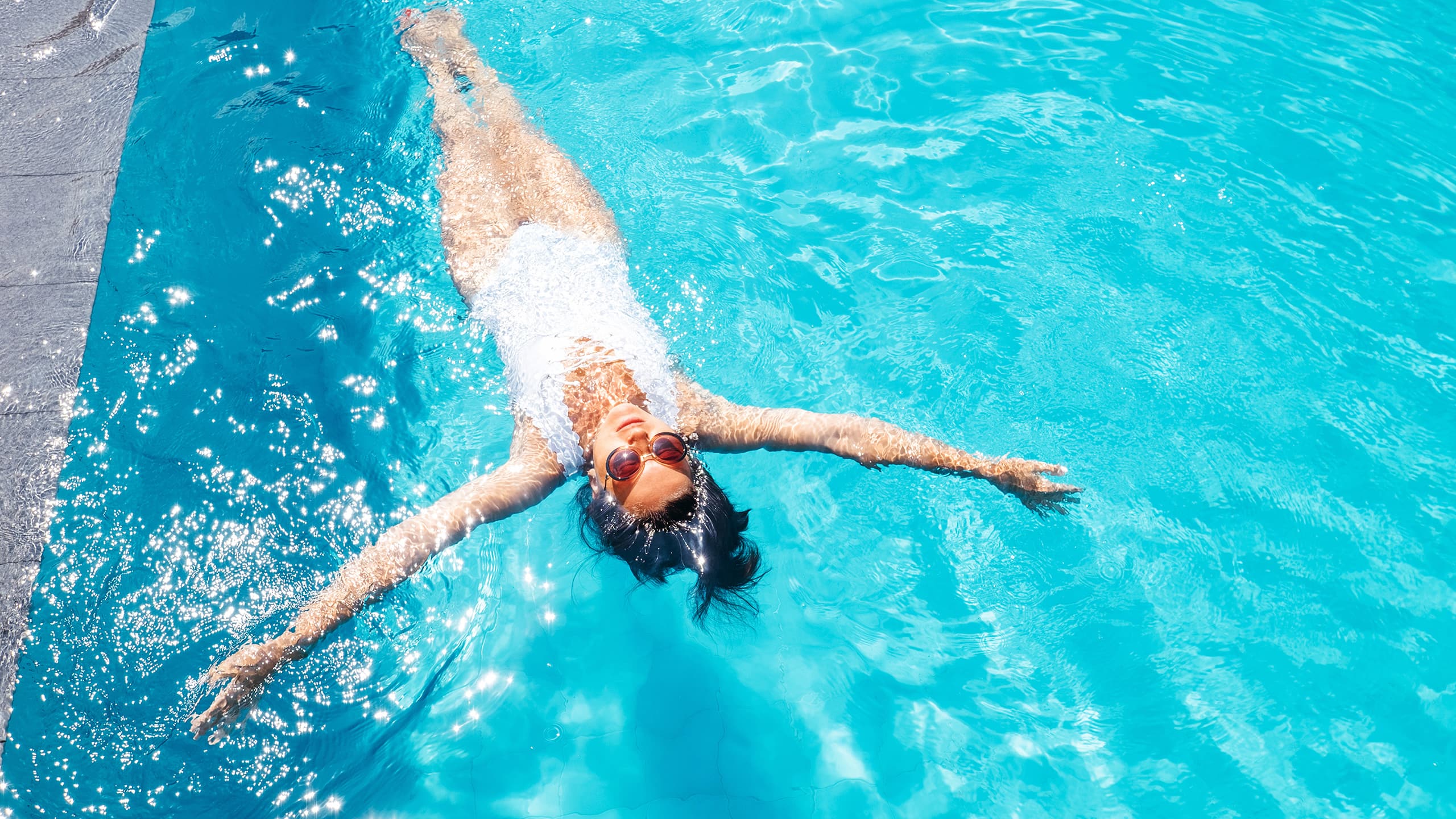 Hyatt Regency Nice Palais de la Méditerranée Woman Swimming Pool