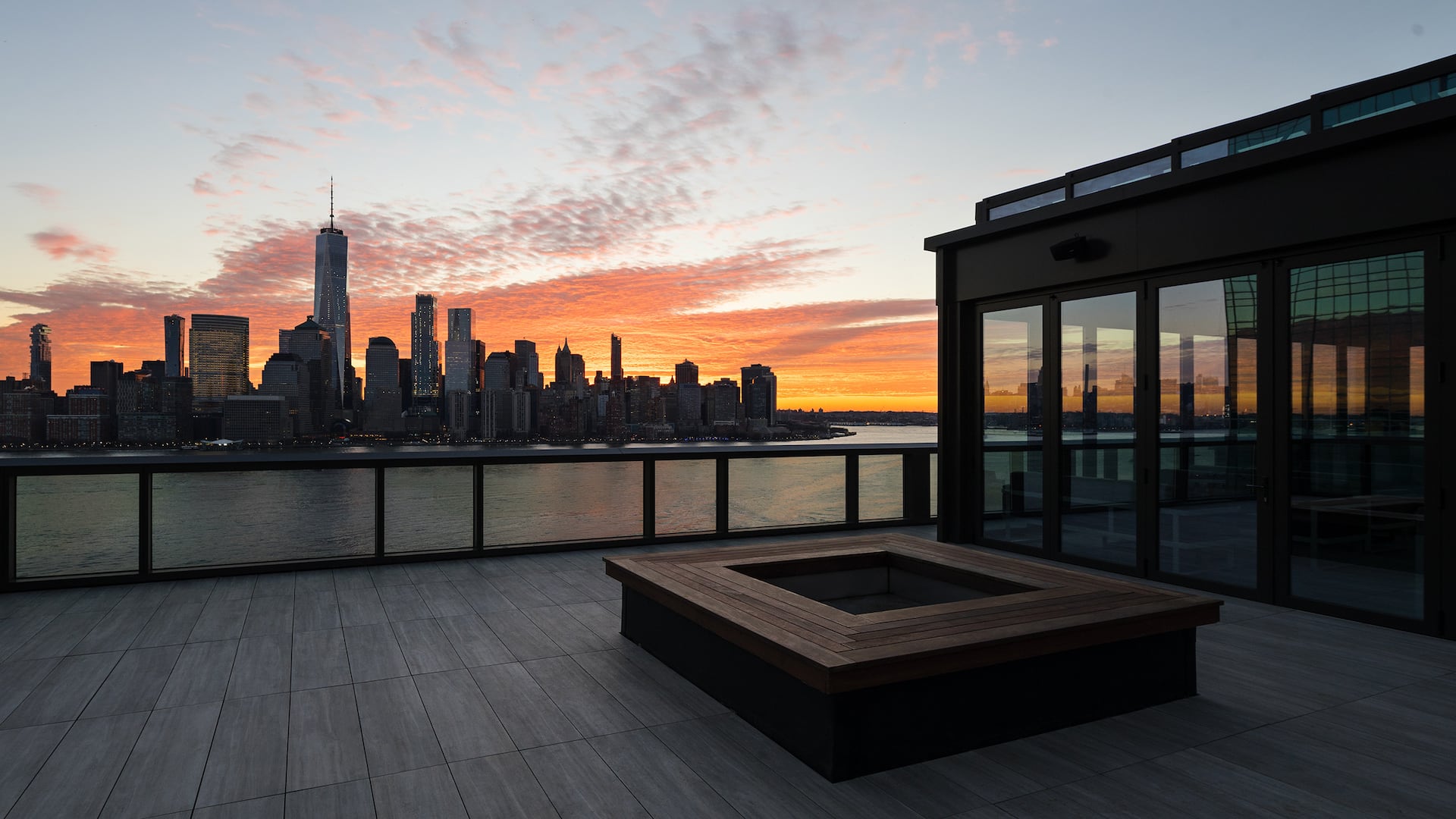 Hyatt House Jersey City Rooftop Sunrise