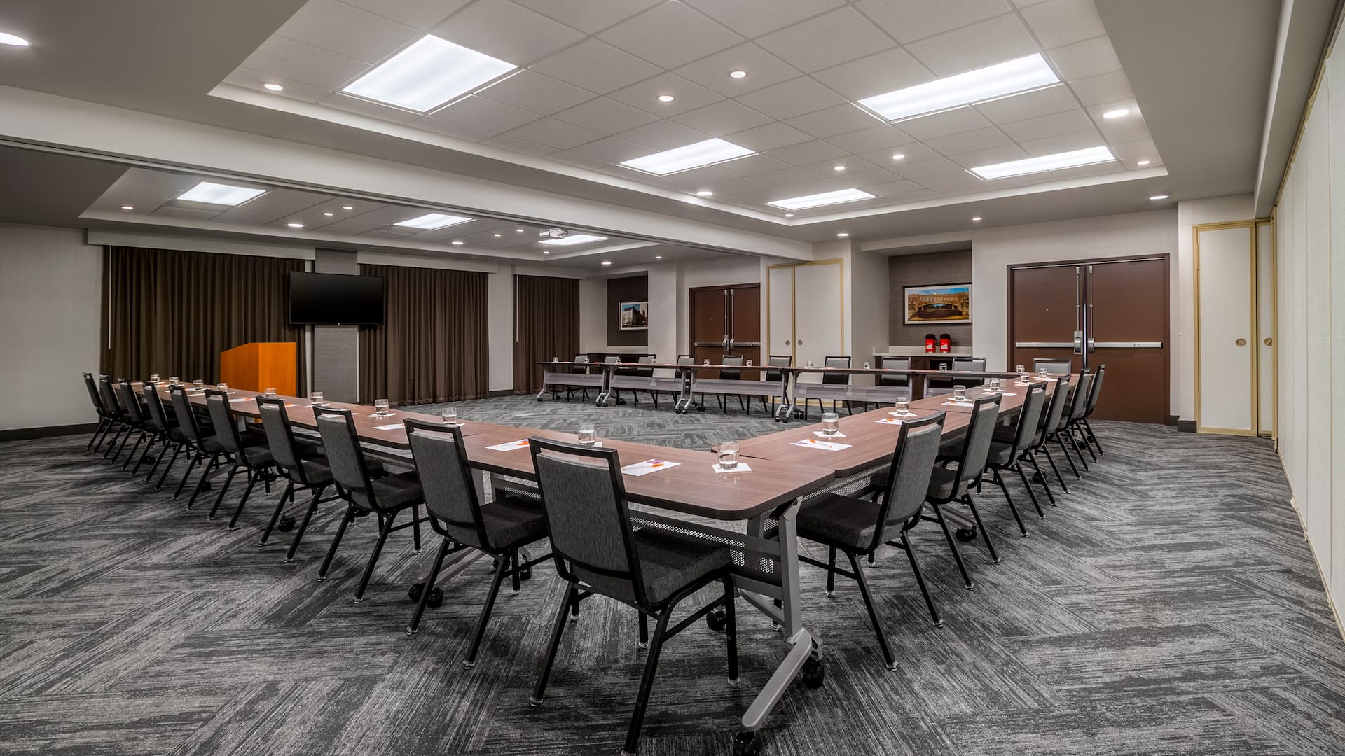 Hyatt Place Blacksburg/University U Shape