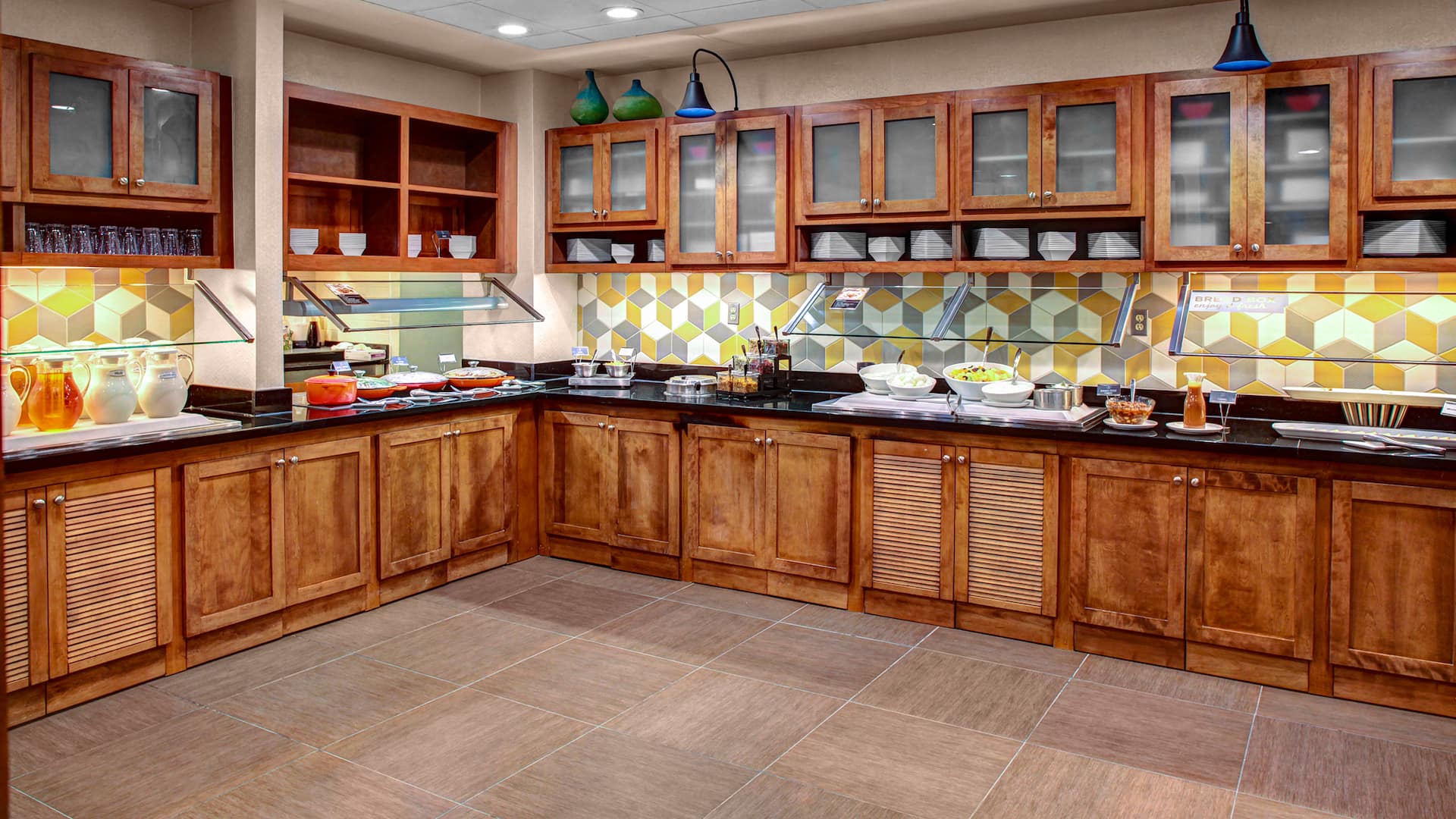 Hyatt Place Atlanta/Buckhead Gallery Guest Kitchen