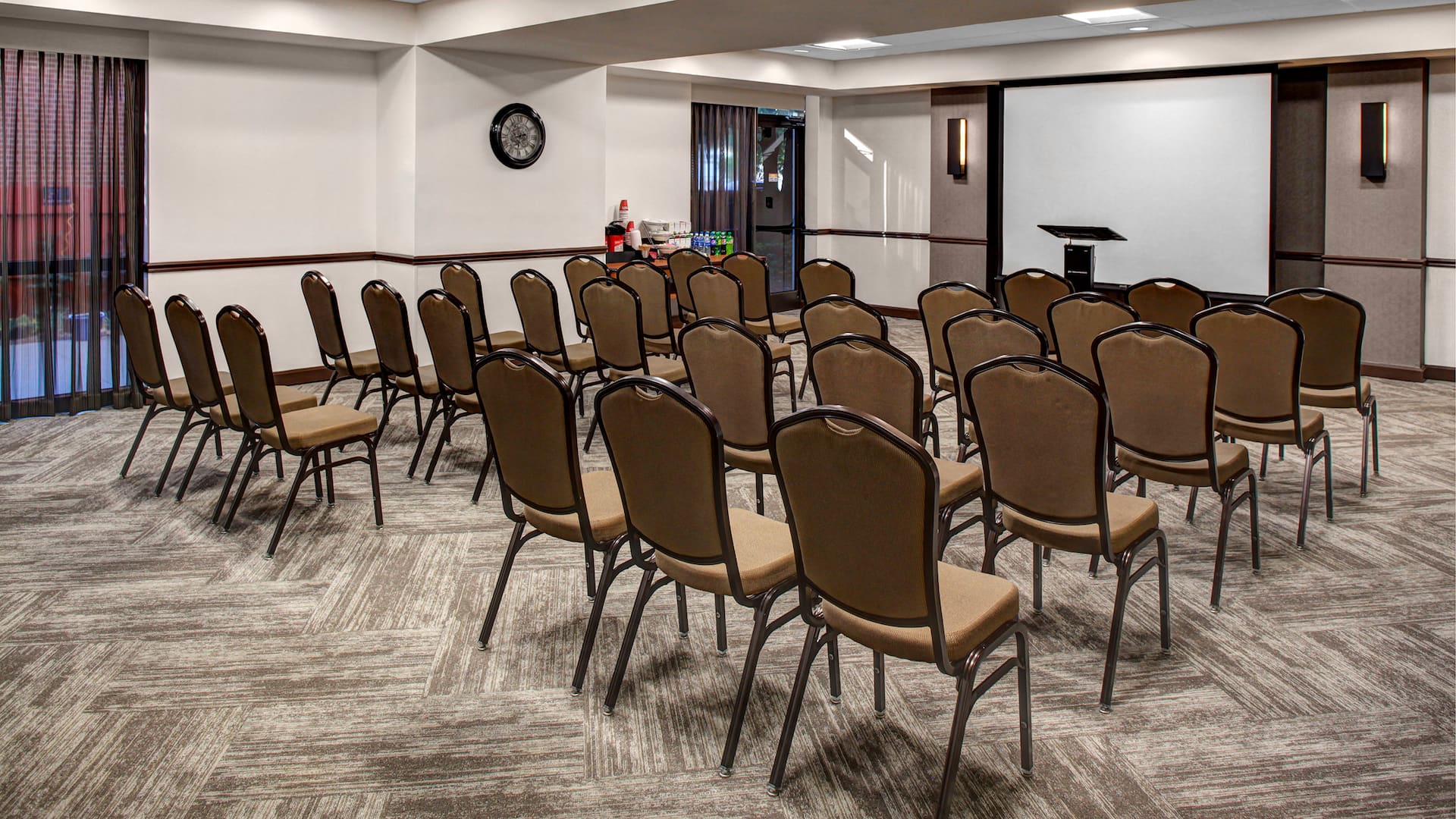 Hyatt Place Atlanta/Buckhead Meeting Place Theater Back