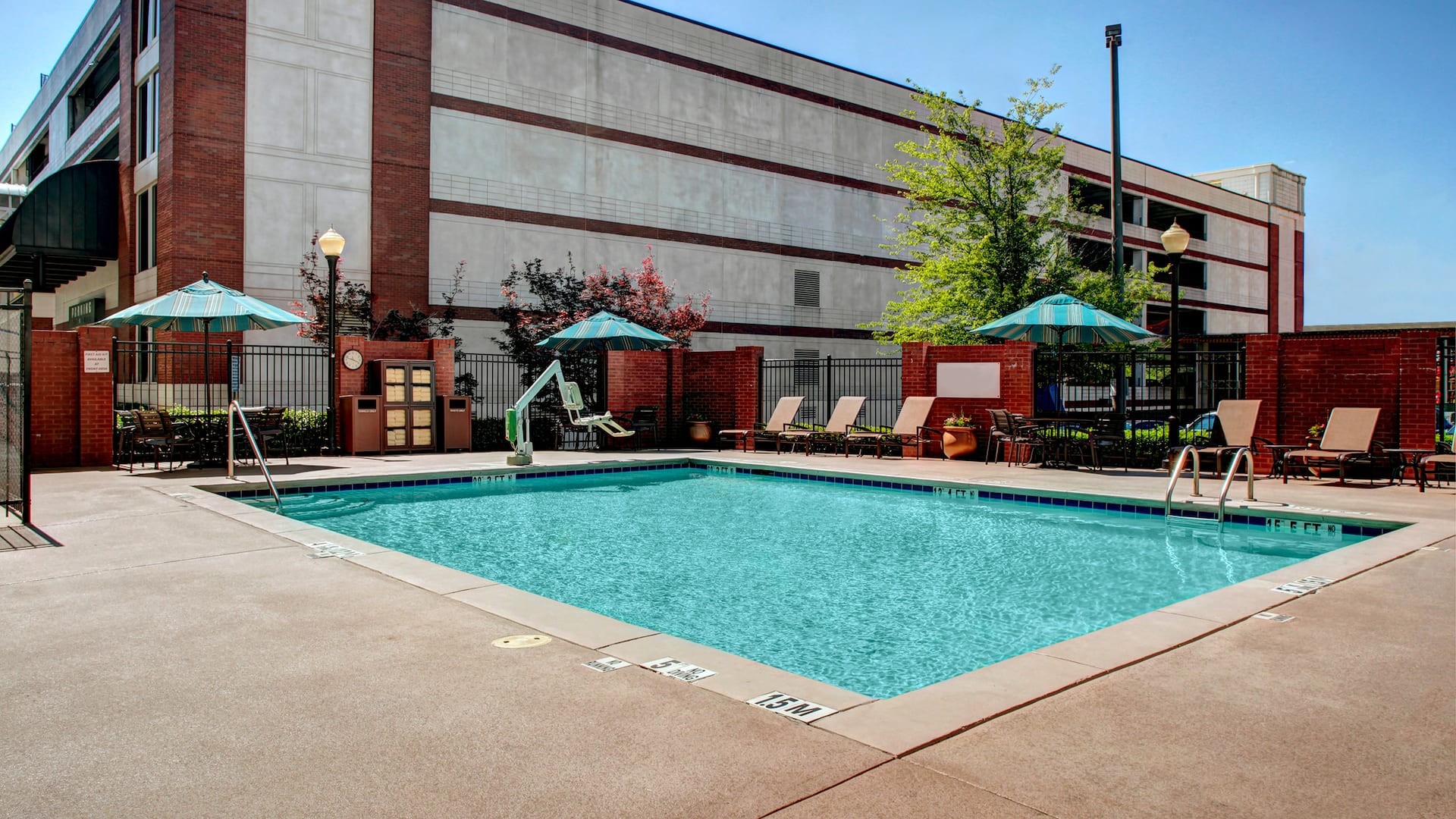 Hyatt Place Atlanta/Buckhead Swimming Pool