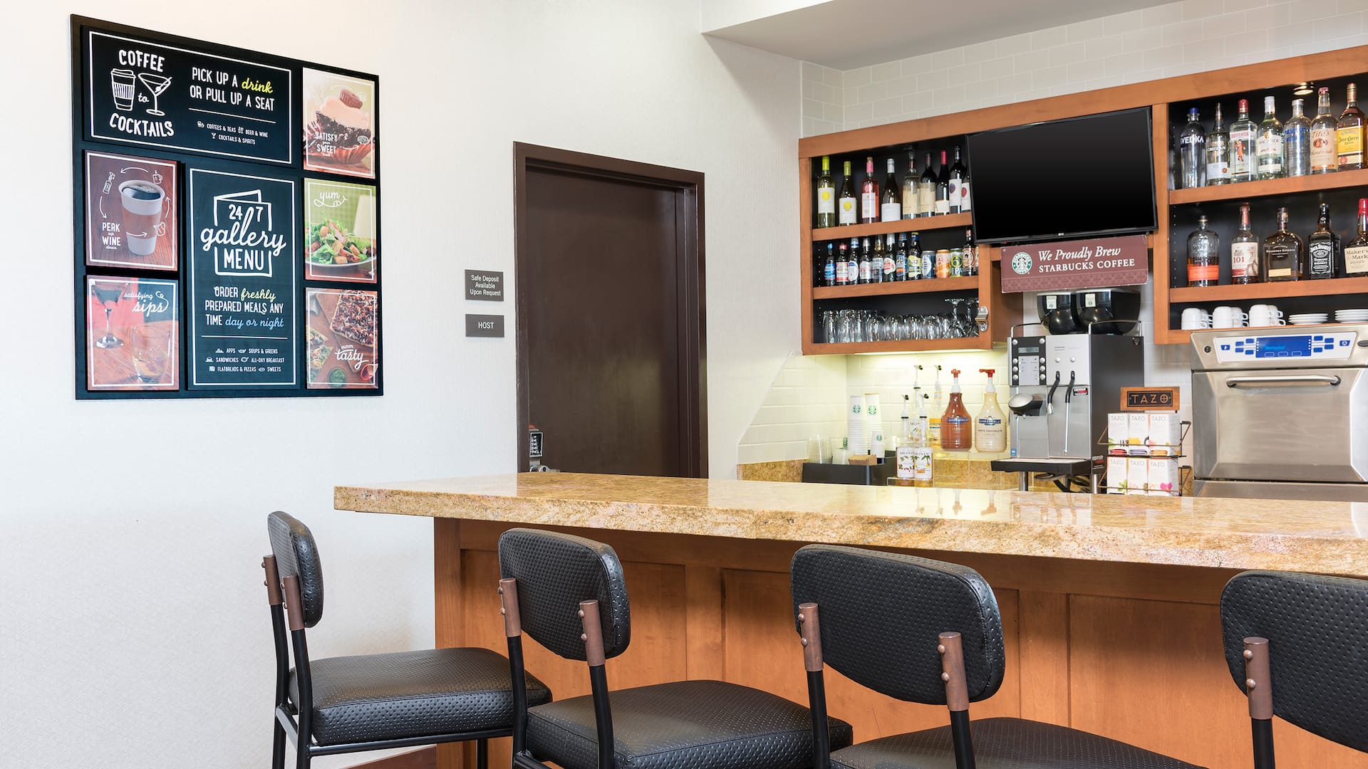 Hyatt Place Lexington Bar