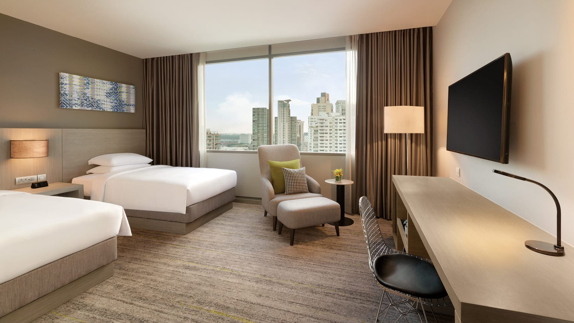 1/3 Hyatt Place Bangkok Sukhumvit View Twin