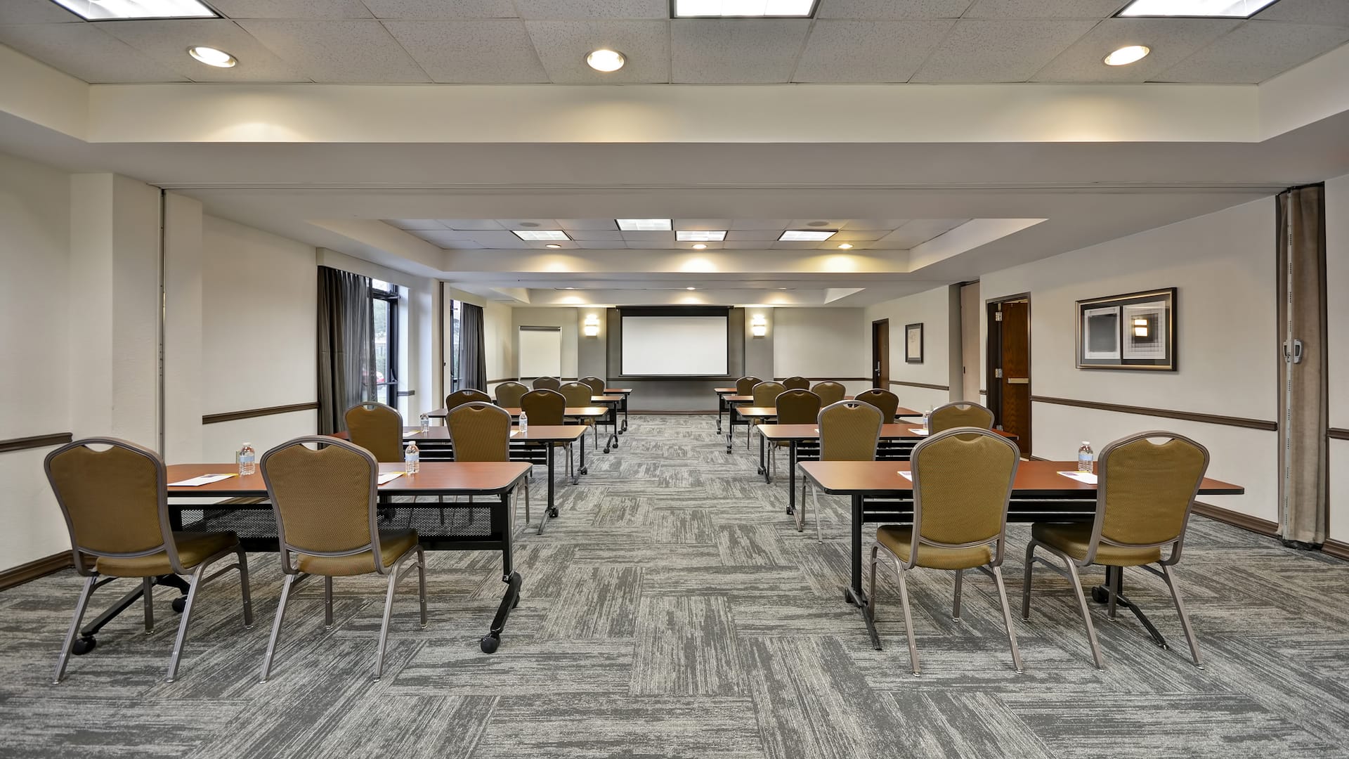 2 of 2 Hyatt Place Miami Airport-West/Doral Classroom