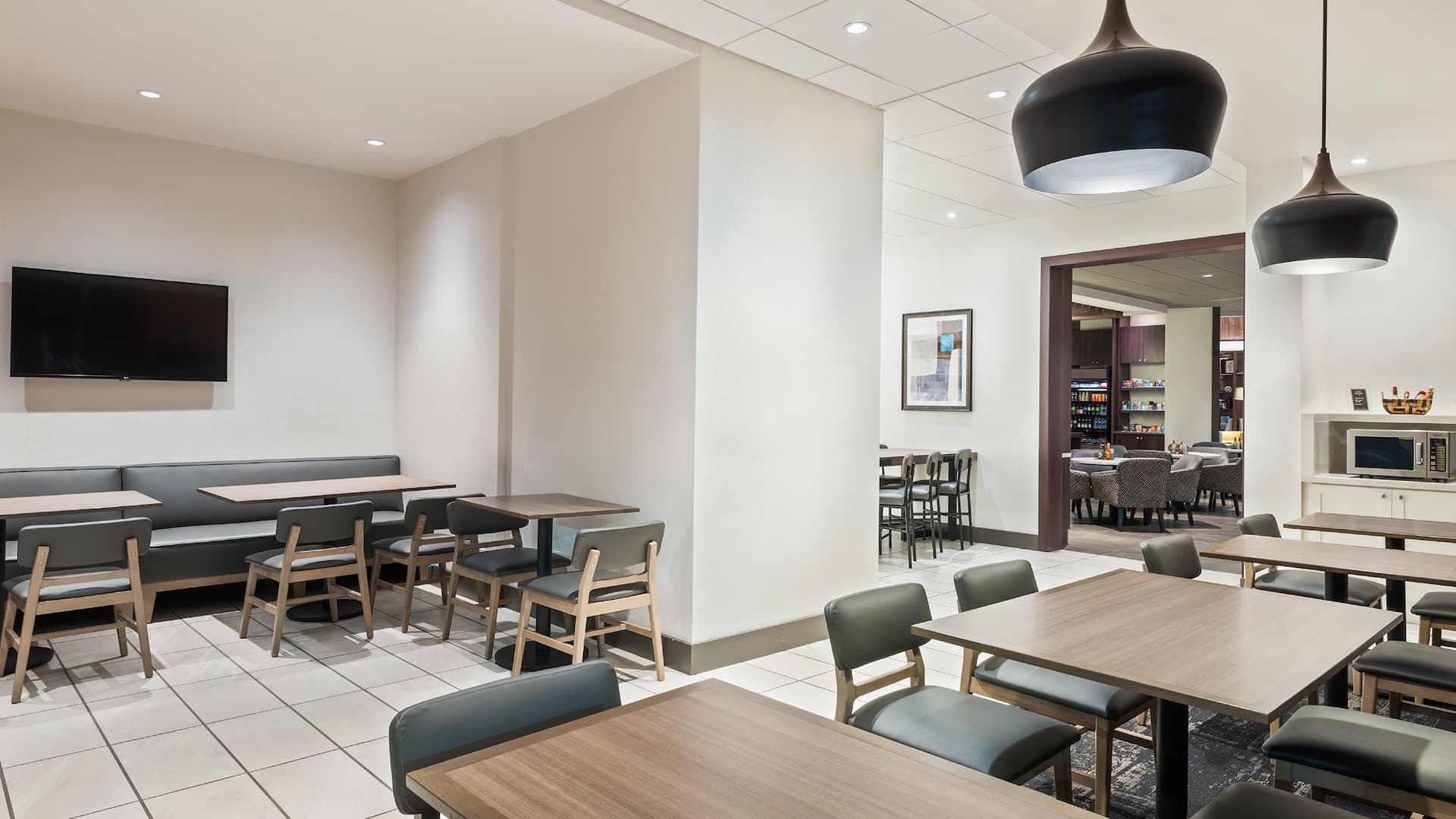 Hyatt Place Austin/Round Rock Breakfast Seating