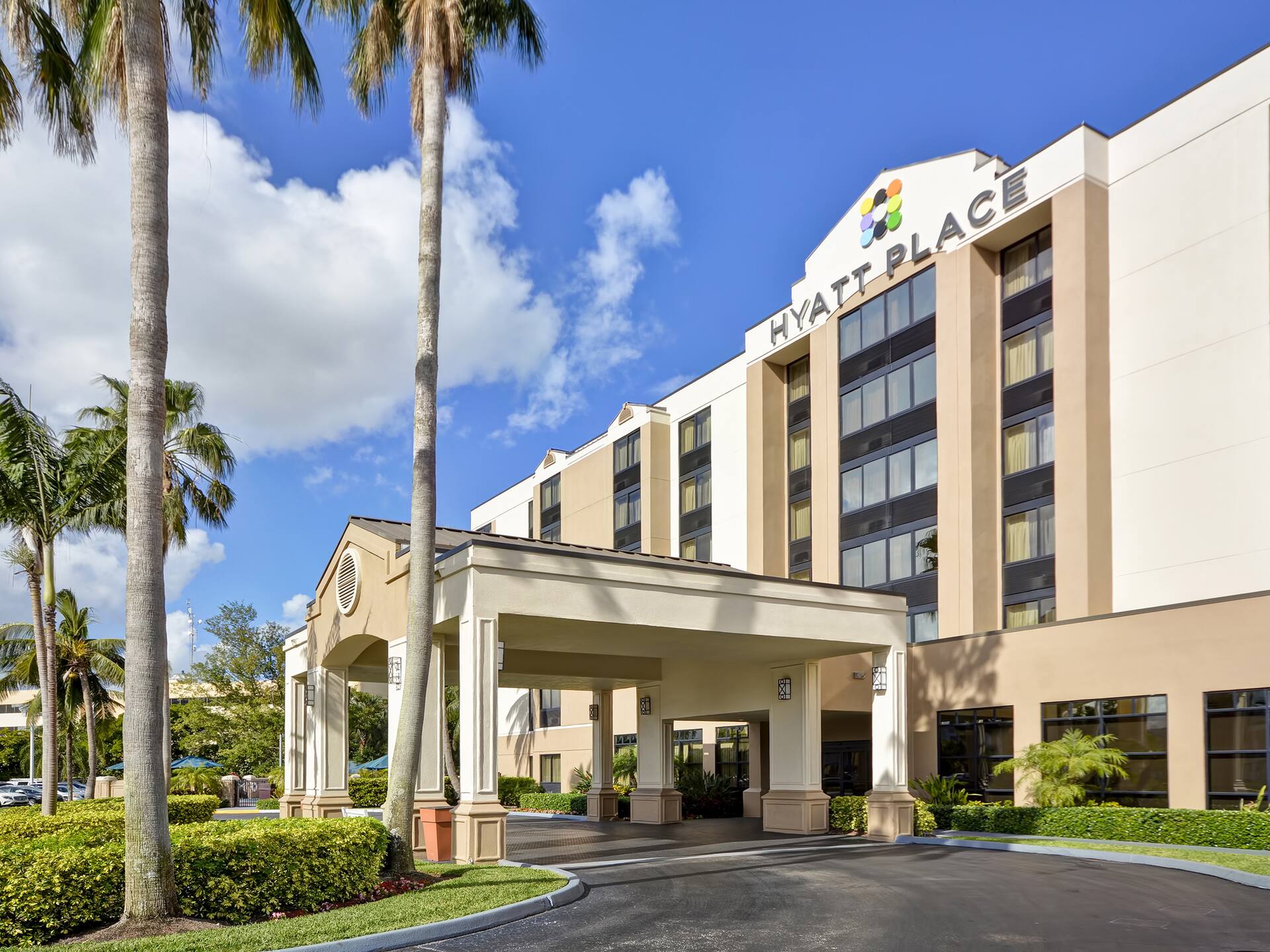 Hyatt Place Miami Airport-West/Doral Exterior Right