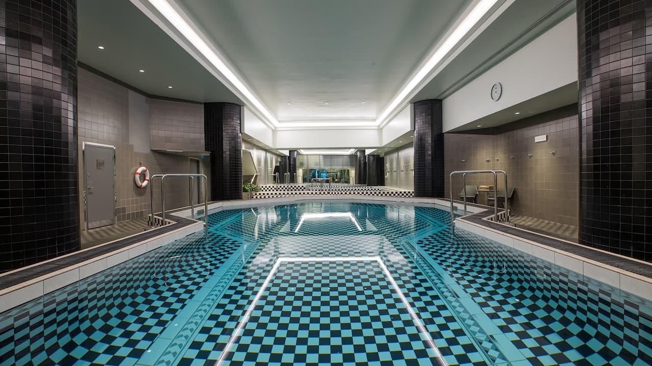 grand hyatt indoor pool