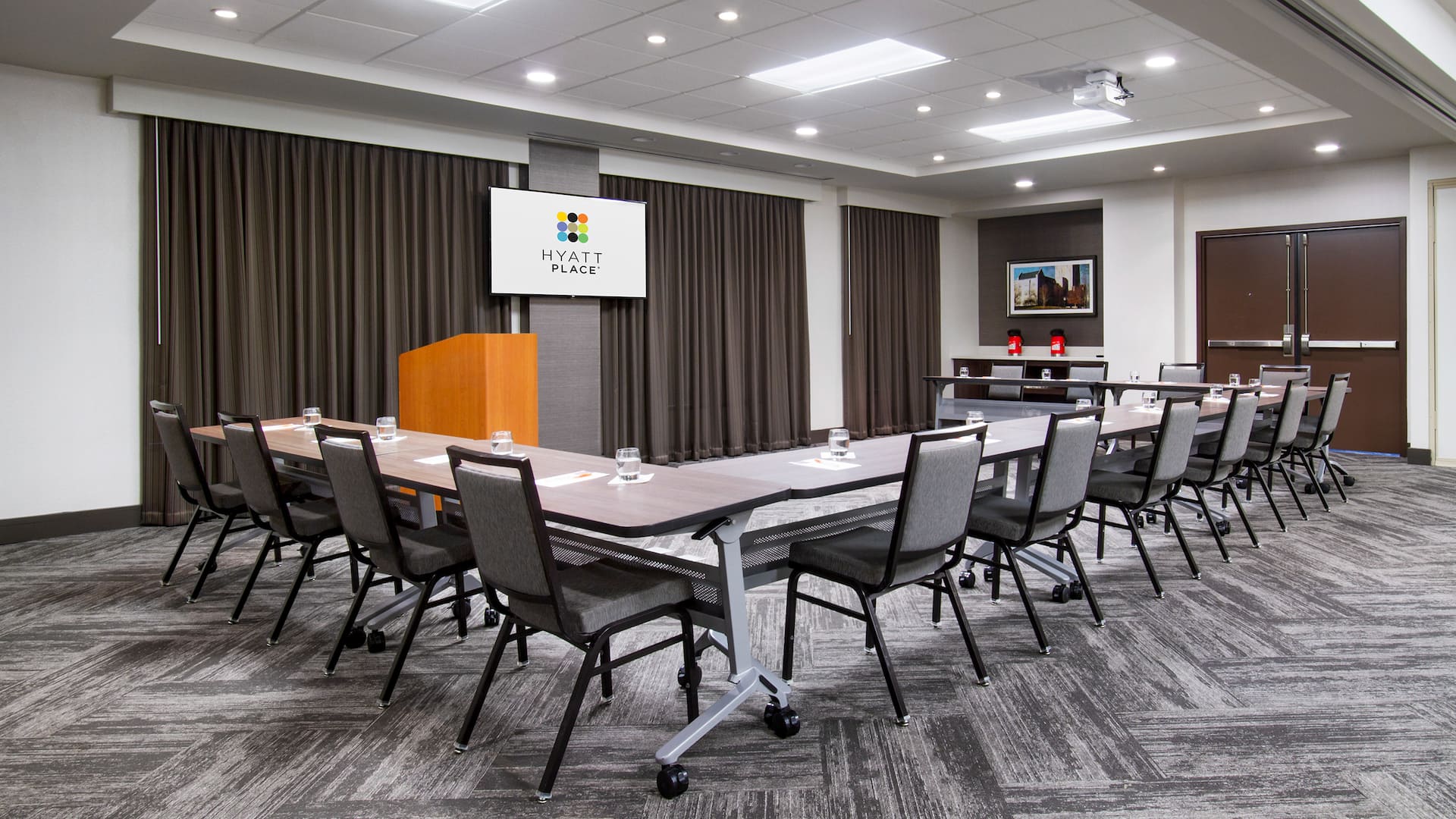 1 of 1 Hyatt Place Blacksburg/University Small U Shape