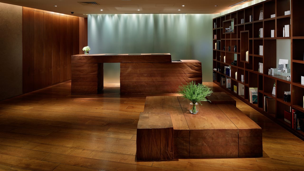 Grand Hyatt Tokyo Nagomi Spa And Fitness Reception Area  グランド ハイアット 東京 ナゴミ スパ アンド フィットネス 受付