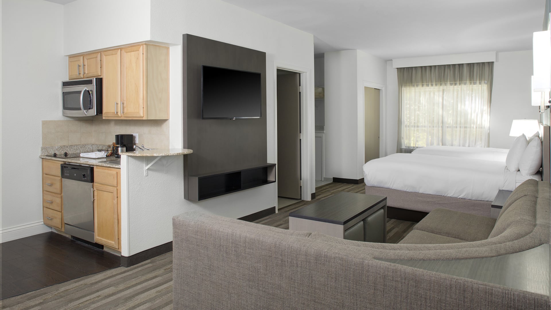 Hyatt House Dallas/Lincoln Park King Studio
