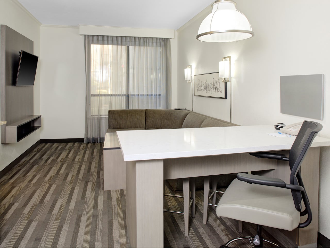 Hyatt House Dallas / Lincoln Park Studio Suite