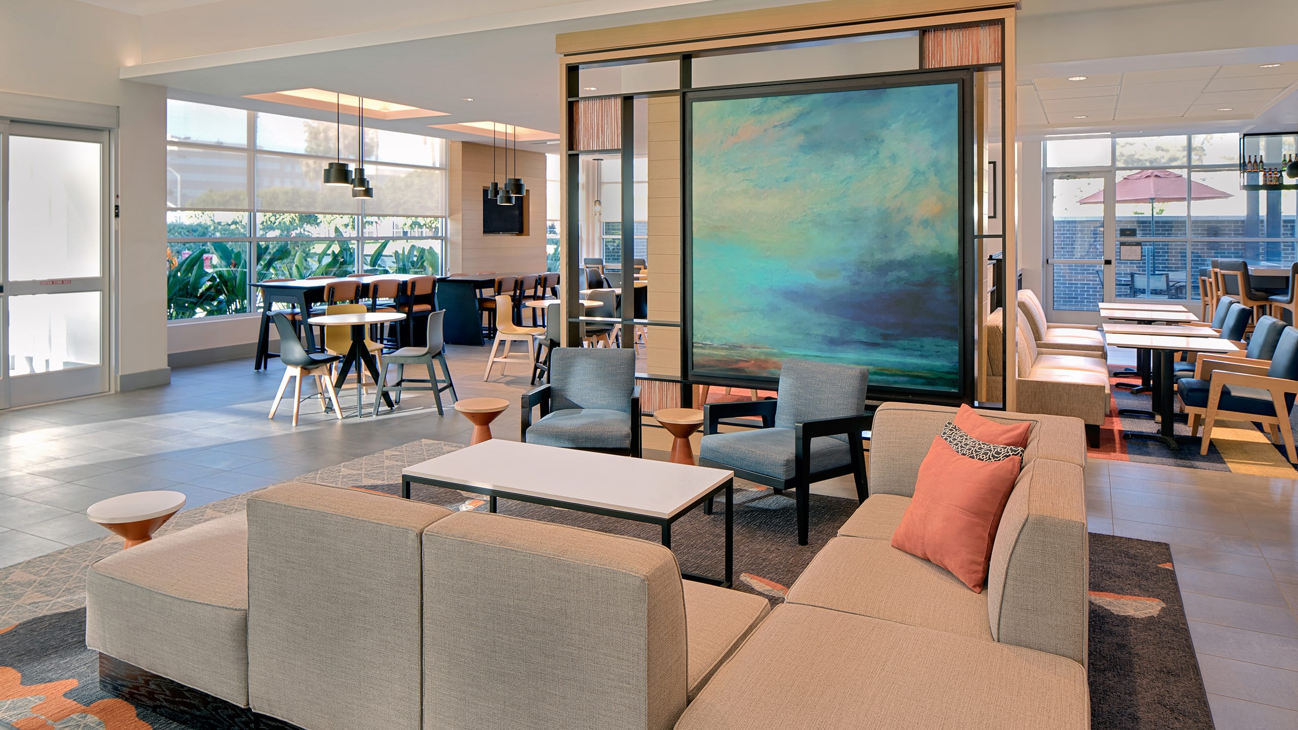 Hyatt House Irvine/John Wayne Airport Lobby