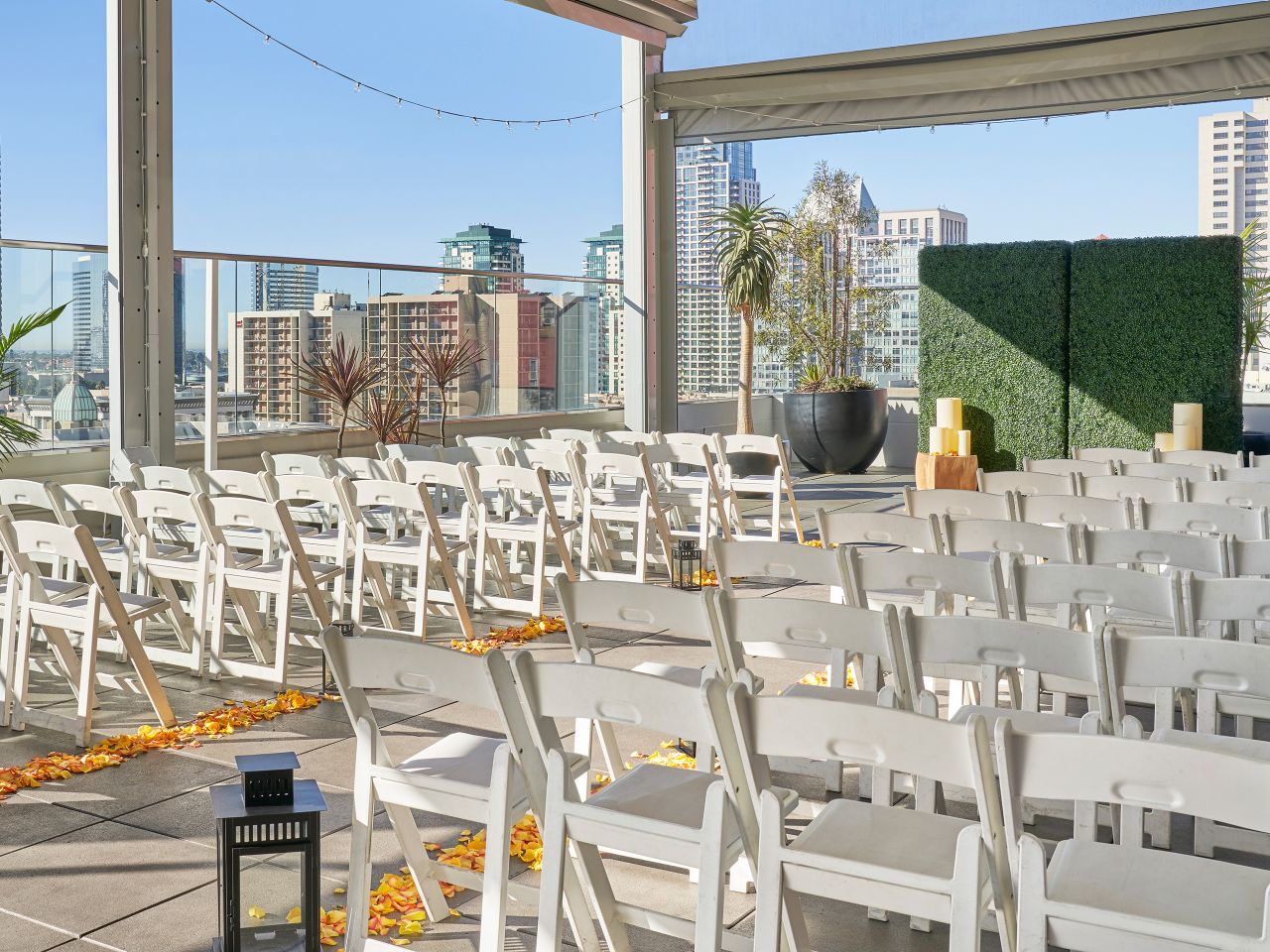  Rooftop  Wedding  Venue  in San  Diego  Andaz San  Diego 