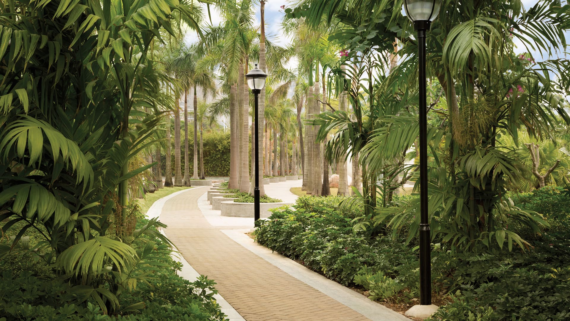 Hyatt Place Zhuhai Jinshi Destination 1 River Walk